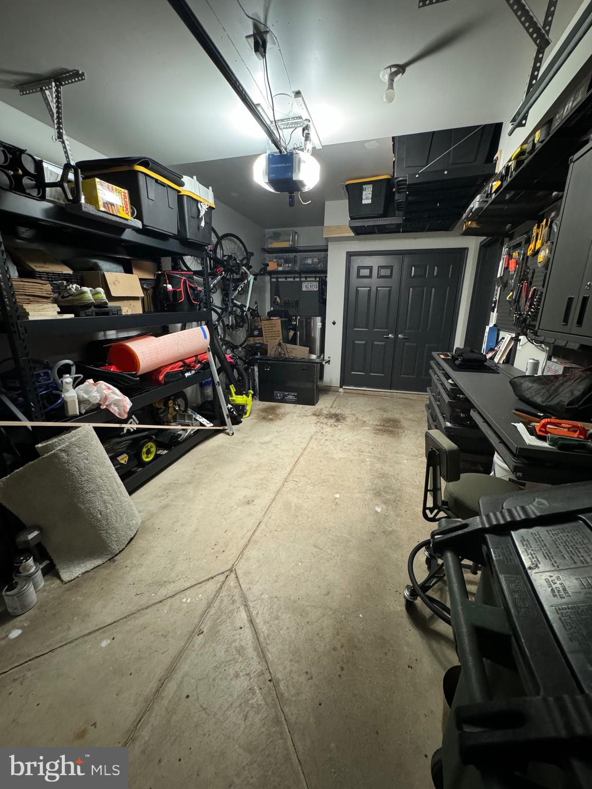 CASCADES - Residential Lease