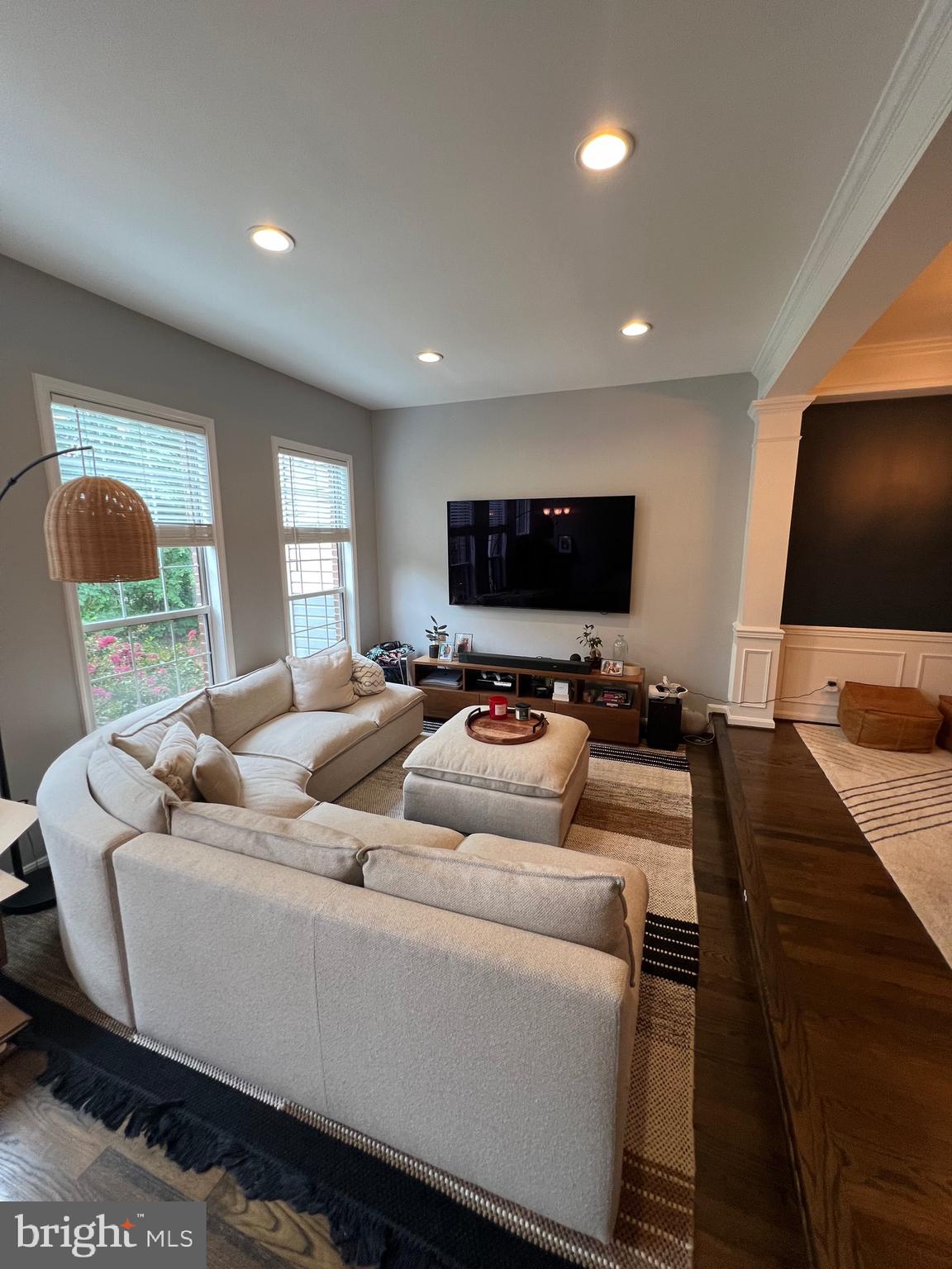 CASCADES - Residential Lease