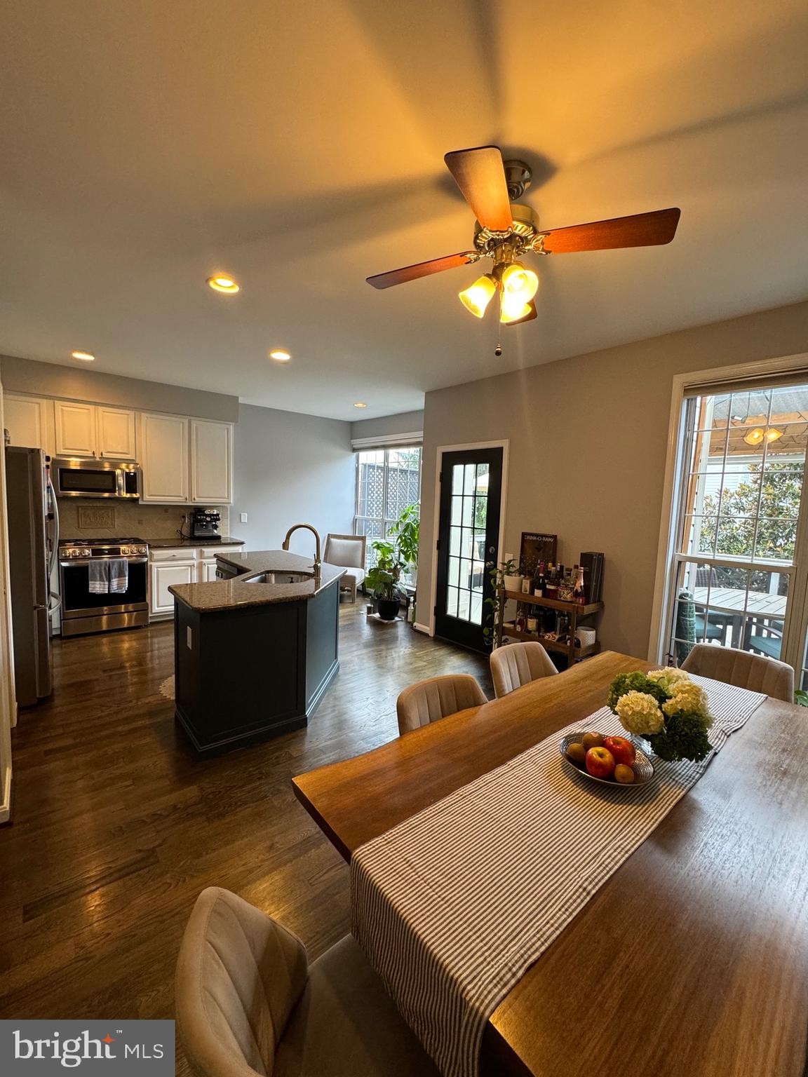 CASCADES - Residential Lease