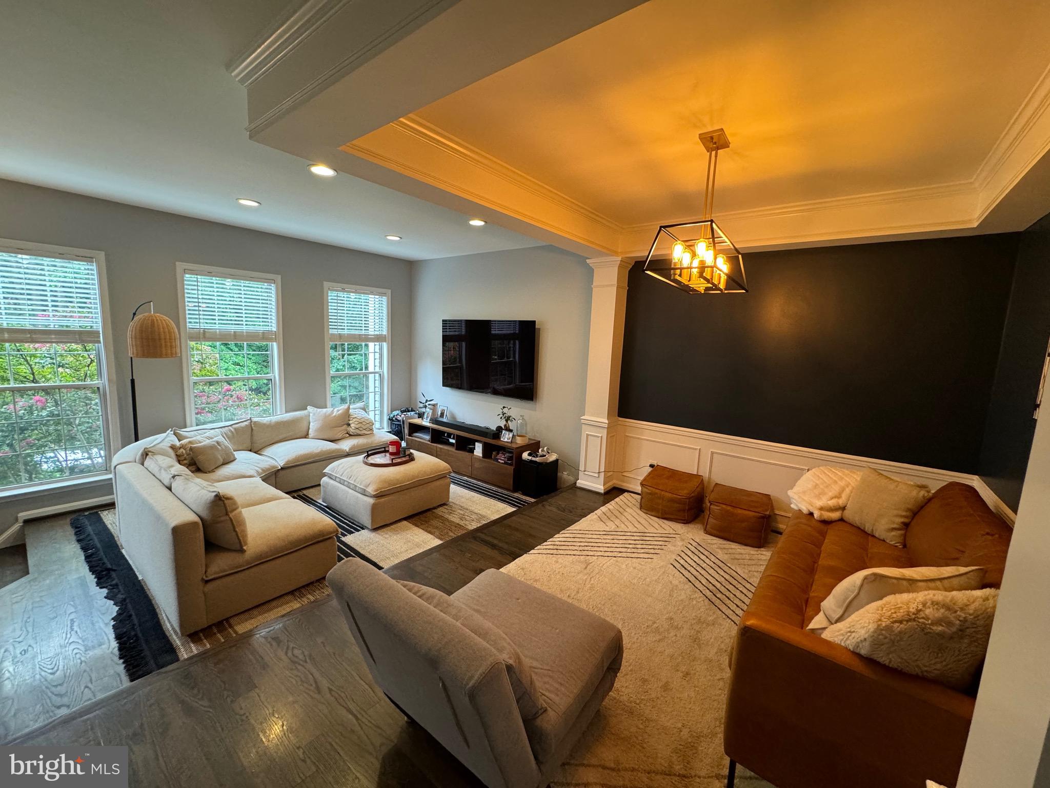 CASCADES - Residential Lease