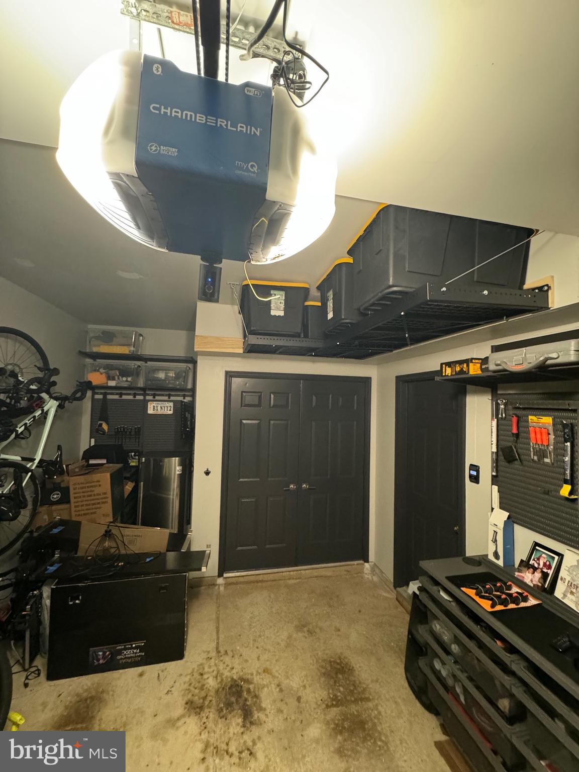 CASCADES - Residential Lease