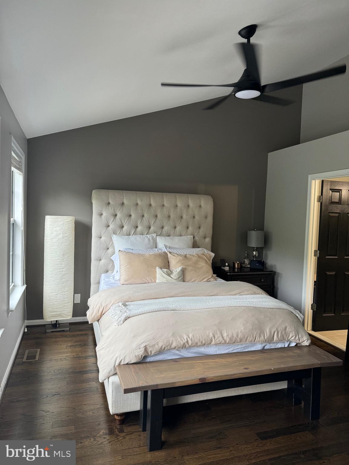 CASCADES - Residential Lease