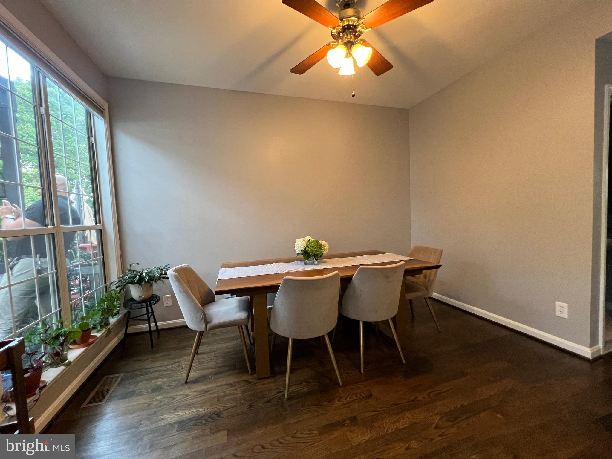 CASCADES - Residential Lease