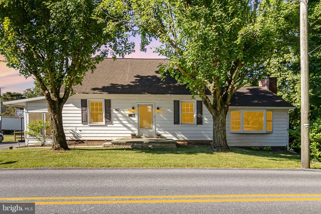 Photo of 16 Landis Valley Road, Lititz, PA 17543 (MLS # PALA2052314)