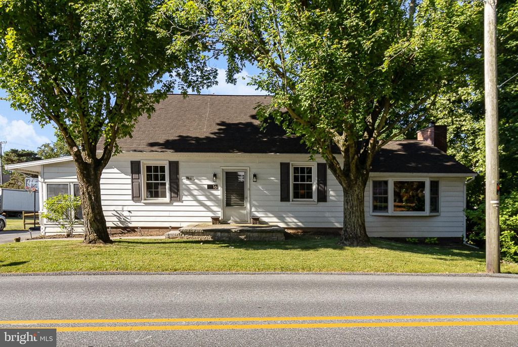 Photo of 16 Landis Valley Road, Lititz, PA 17543 (MLS # PALA2052314)