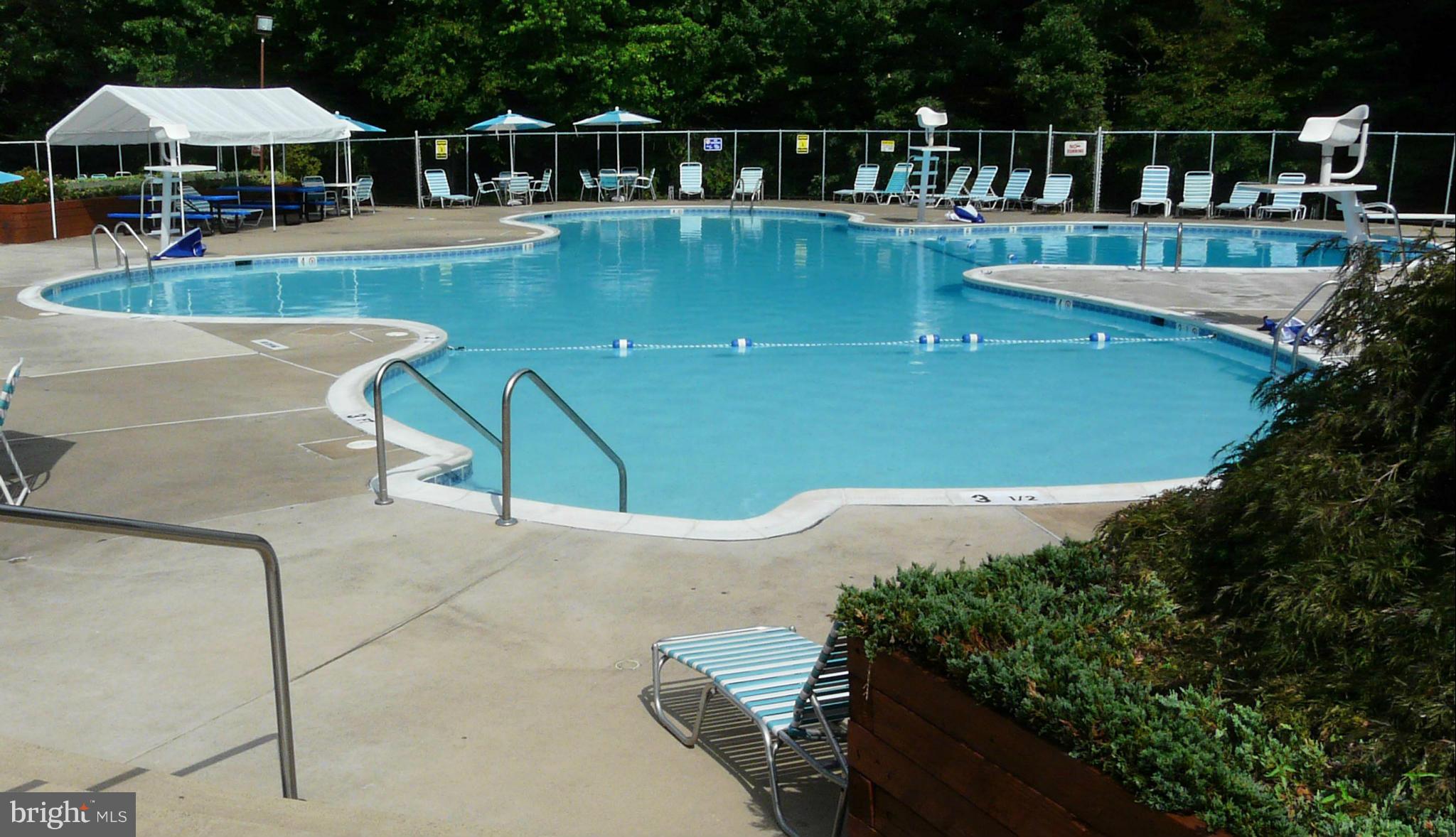 LAKE RIDGE - Residential