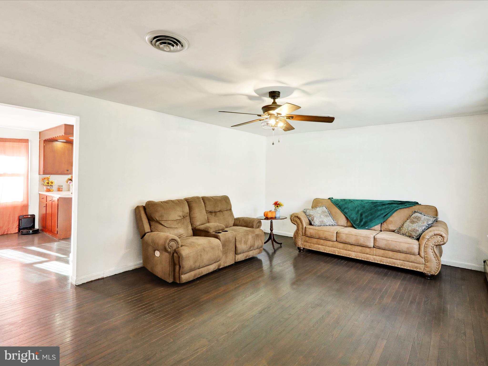 3908 READING CREST AVENUE