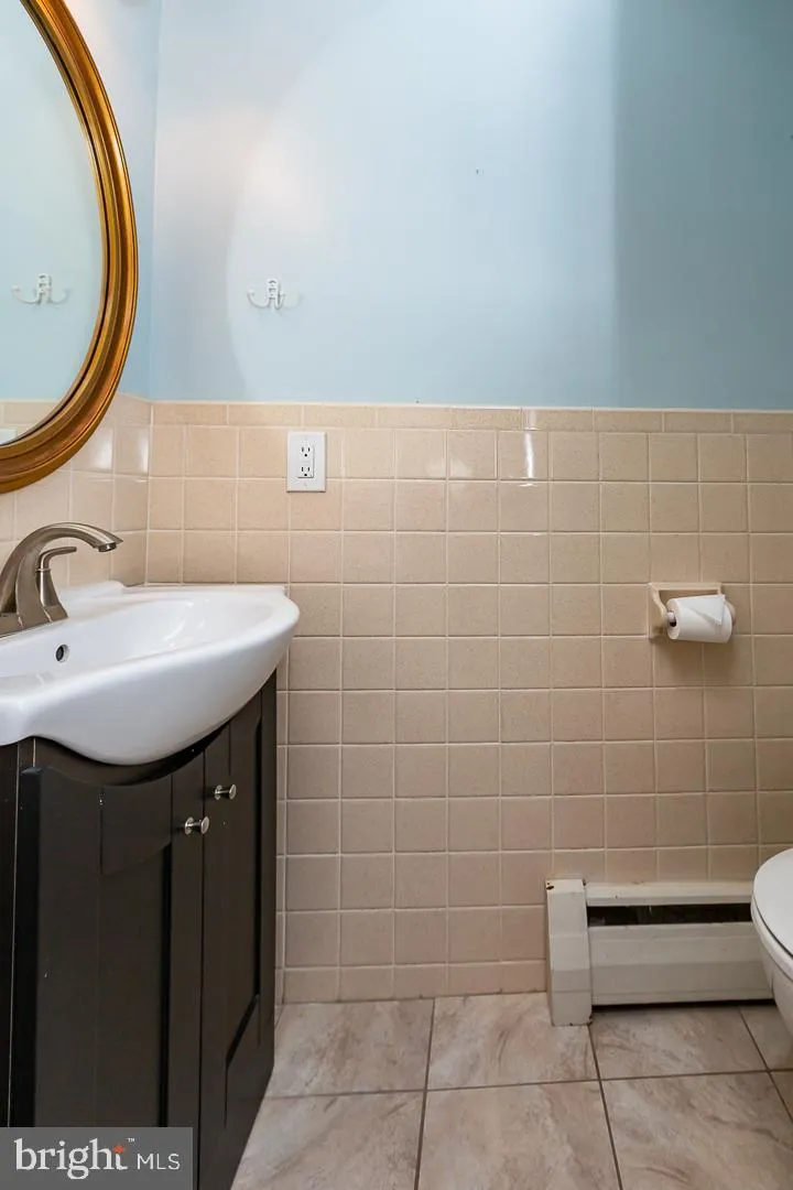 Wayne, Pennsylvania 19087, United States, 3 Bedrooms Bedrooms, ,2 BathroomsBathrooms,Residential,Active,95207