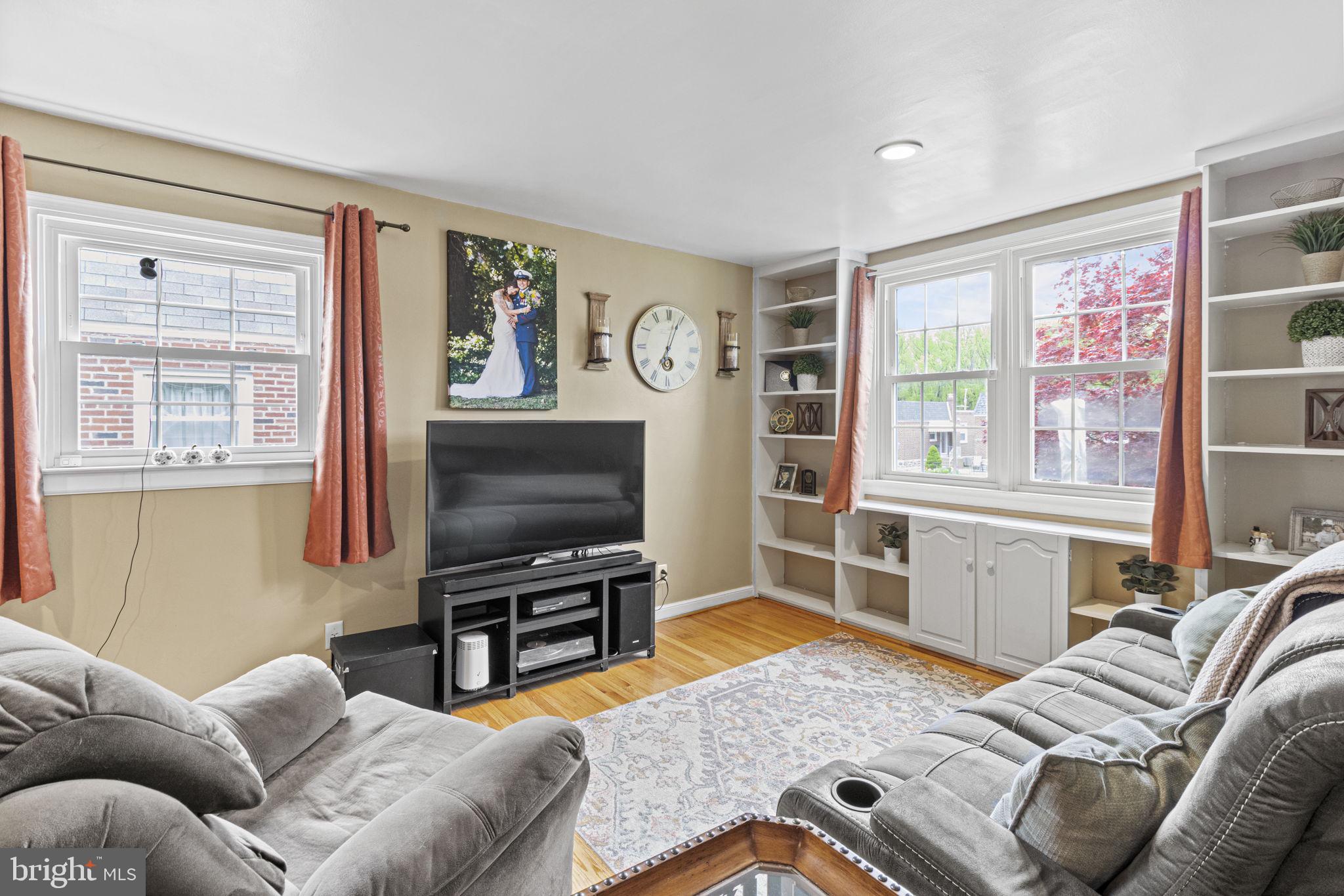 PHILADELPHIA (NORTHEAST) - Residential