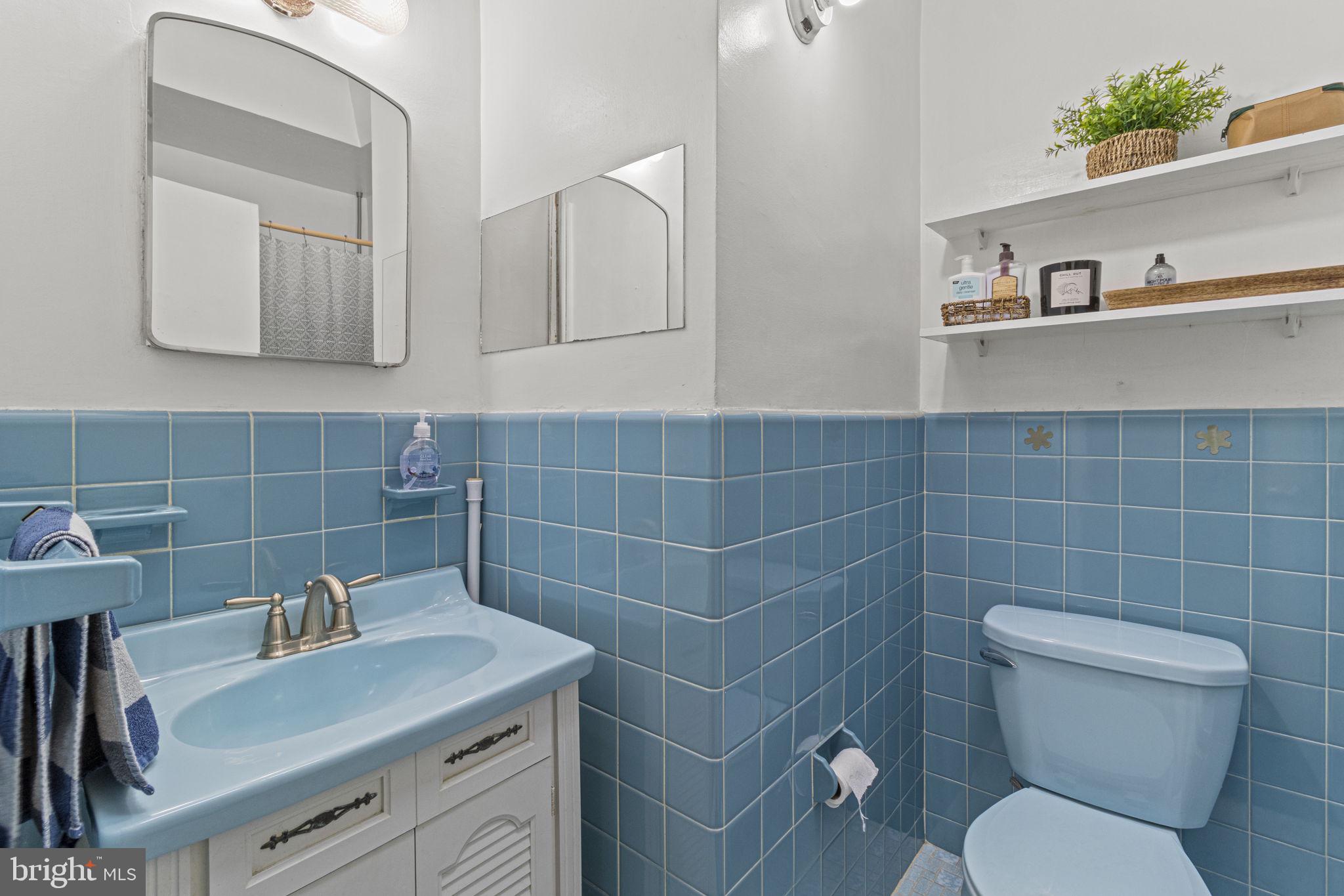 PHILADELPHIA (NORTHEAST) - Residential