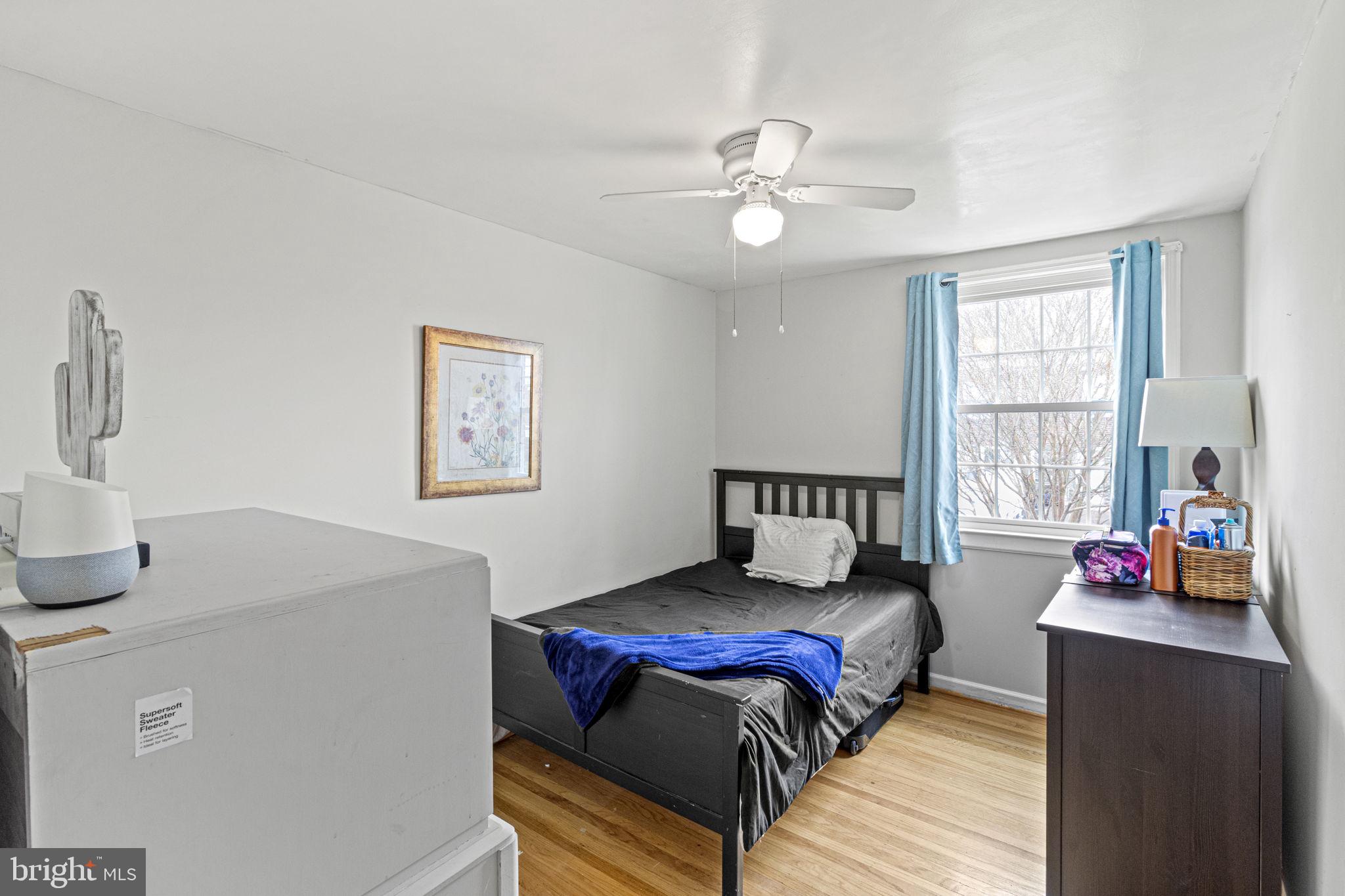 PHILADELPHIA (NORTHEAST) - Residential