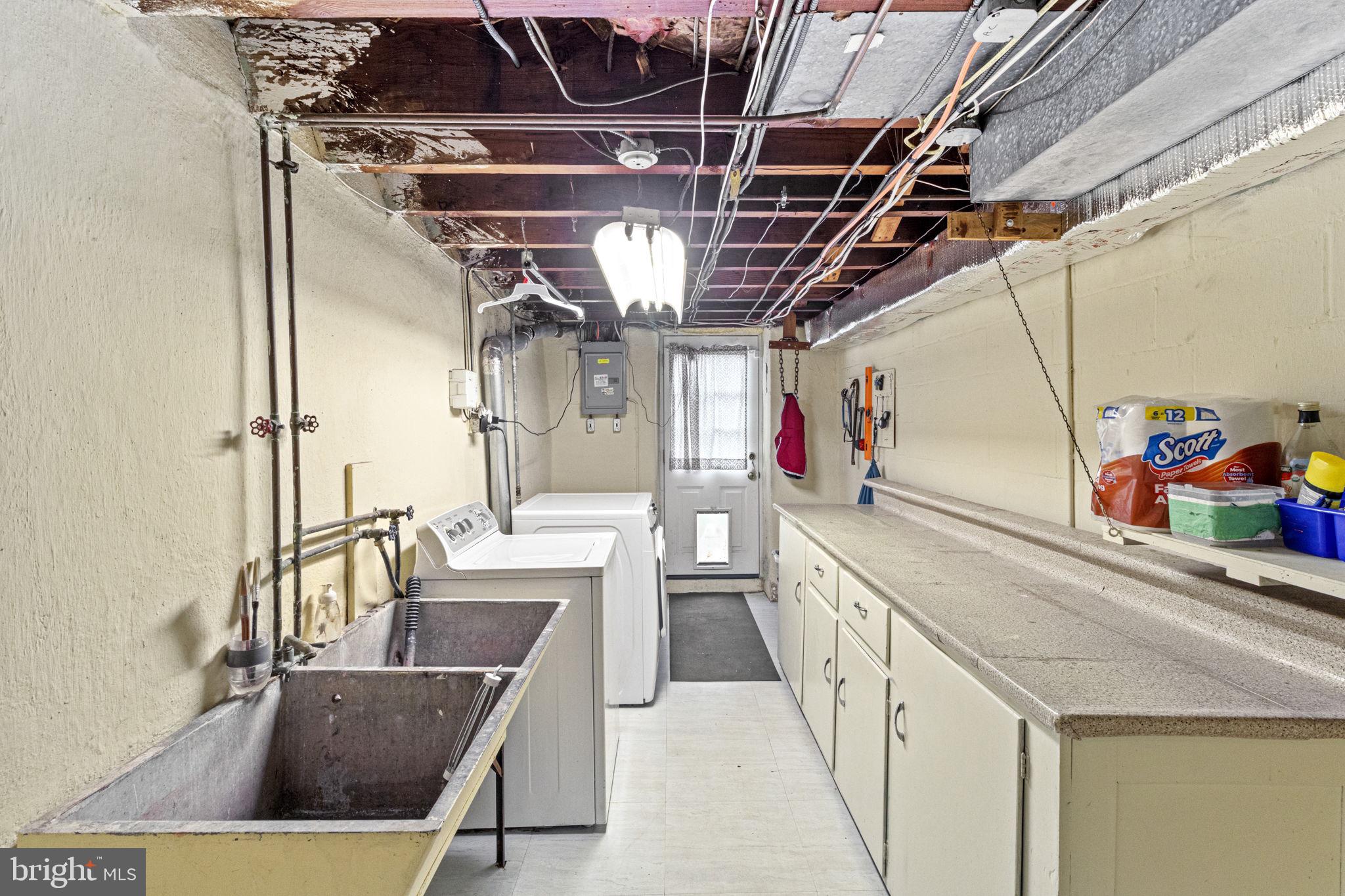 PHILADELPHIA (NORTHEAST) - Residential