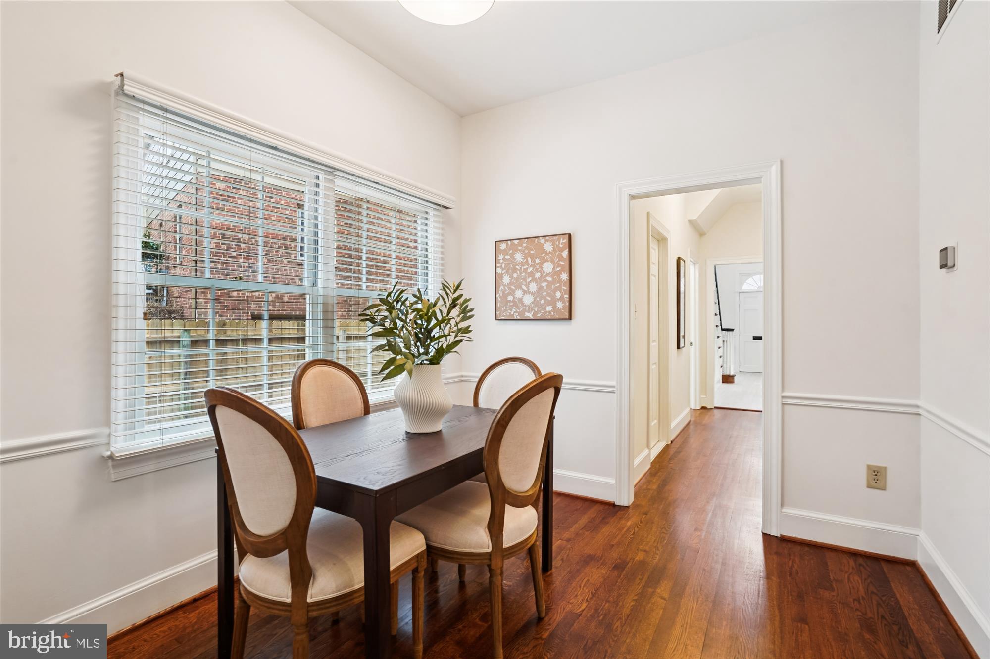 COUNTRY CLUB HILLS - Residential