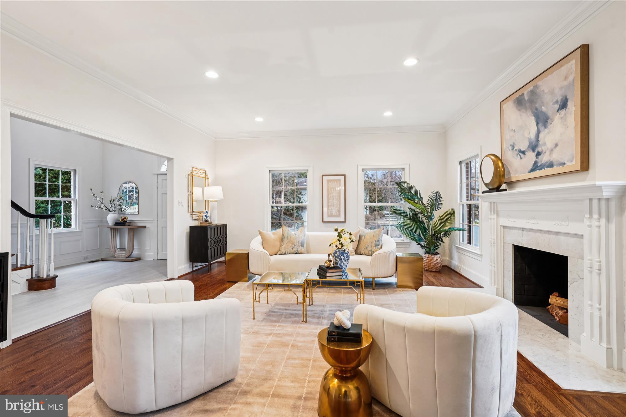 COUNTRY CLUB HILLS - Residential