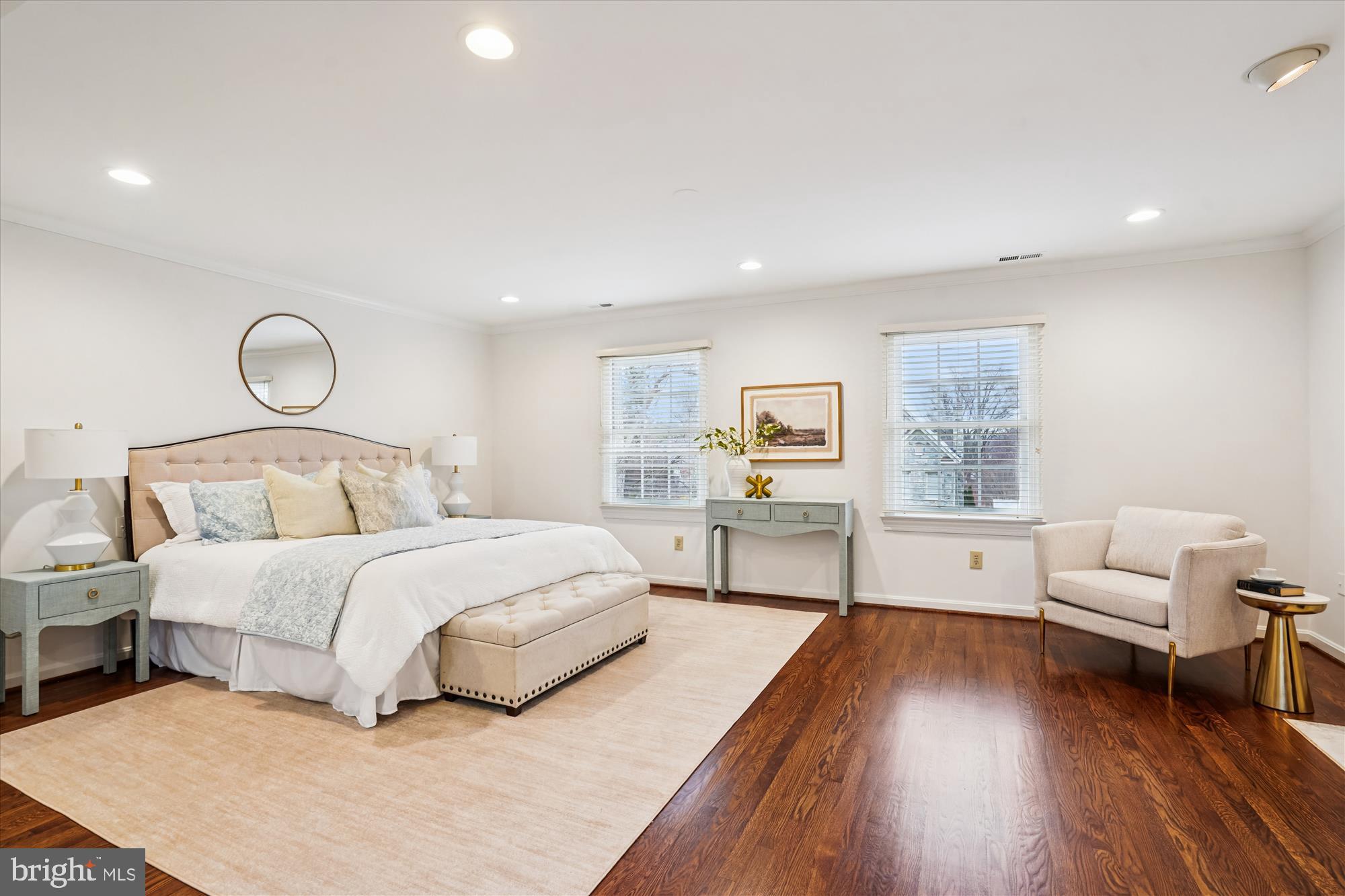 COUNTRY CLUB HILLS - Residential