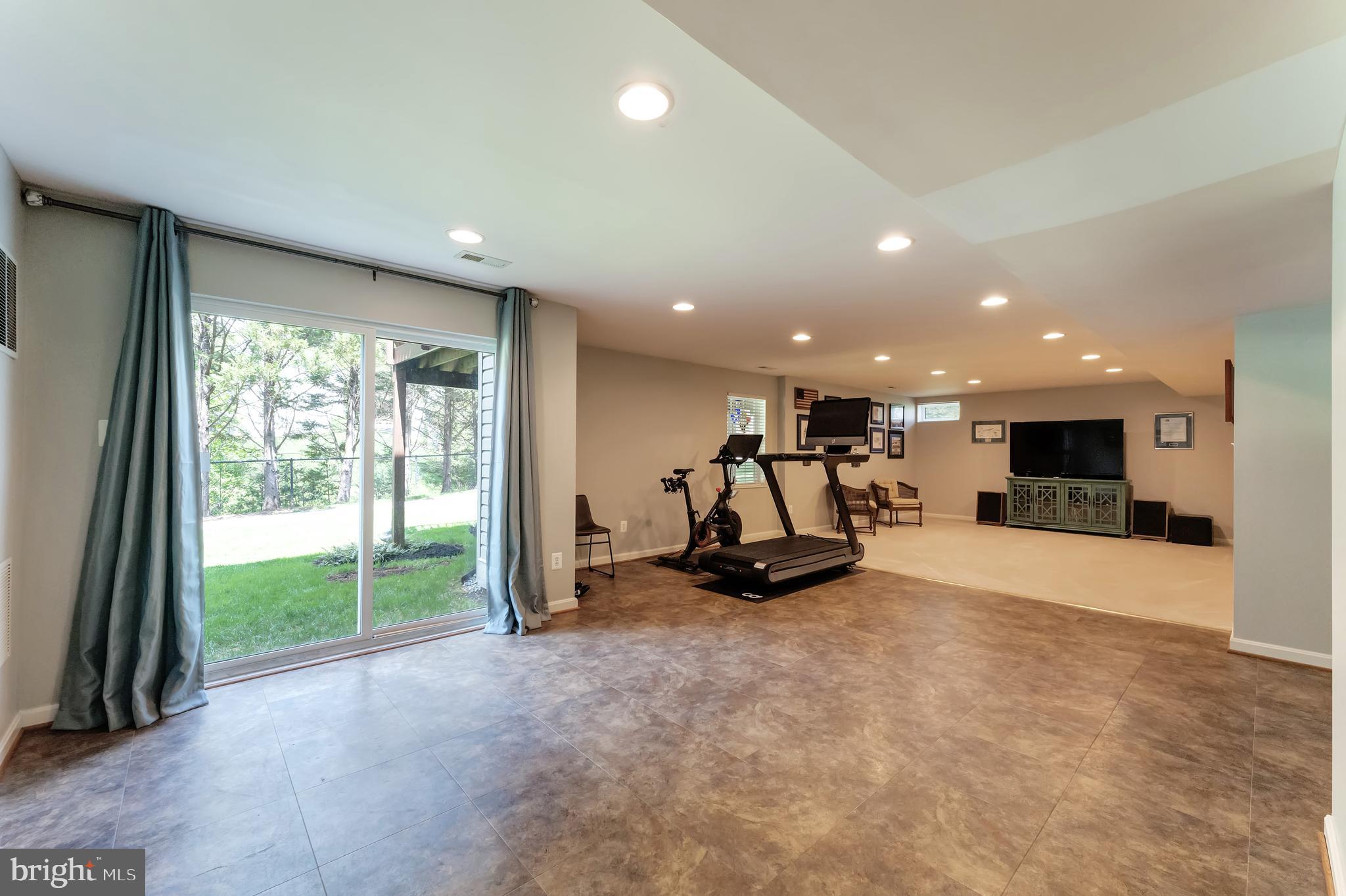 BRITTANY - Residential