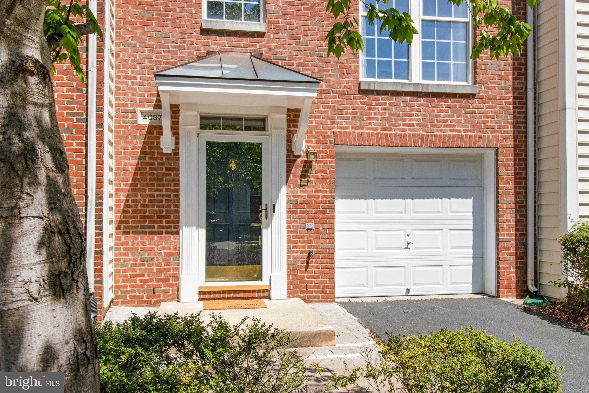 4037 FAIRFAX CENTER HUNT TRL TRAIL