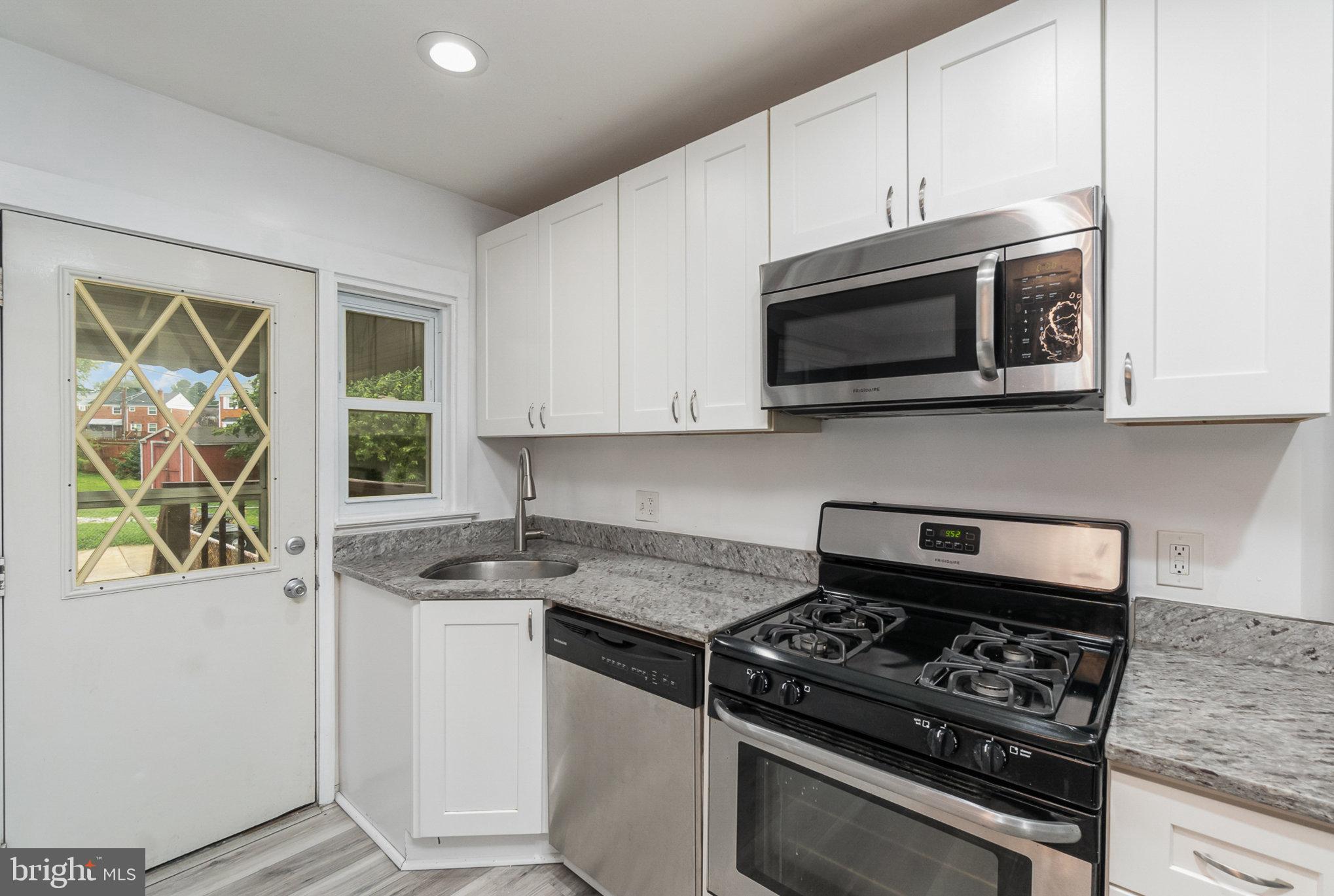 MIDDLESEX - Residential