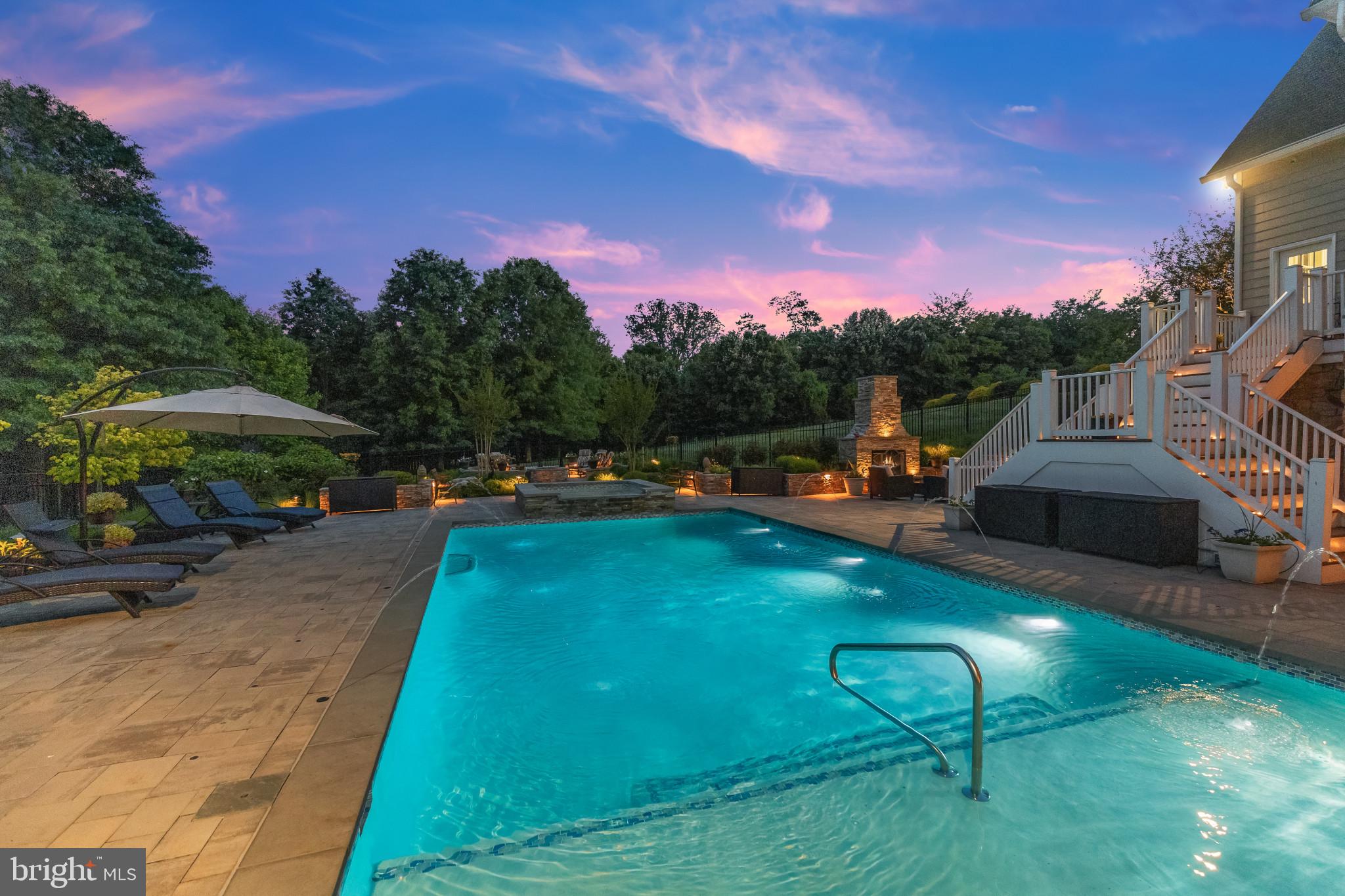 FOX MEADOW - Residential