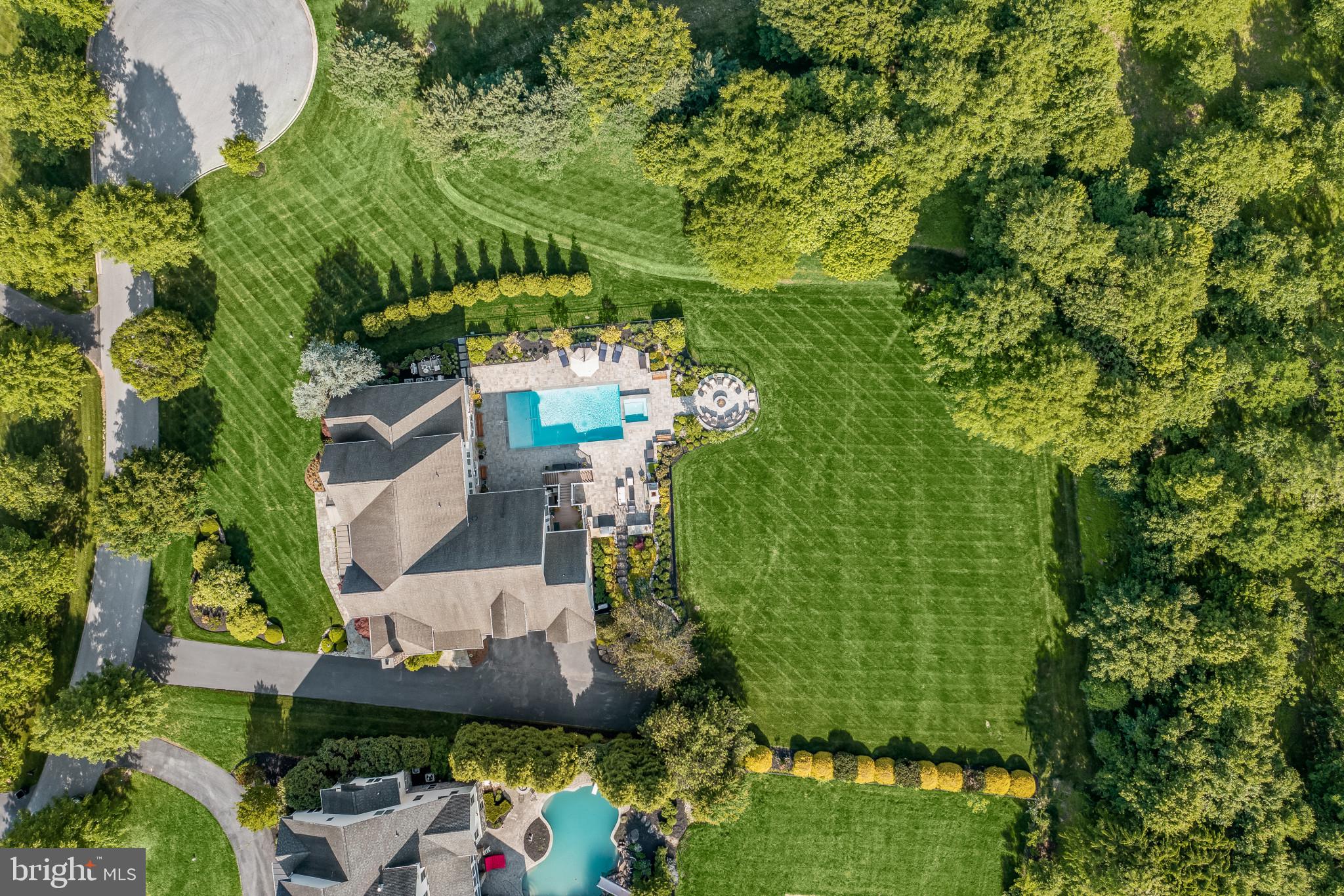 FOX MEADOW - Residential