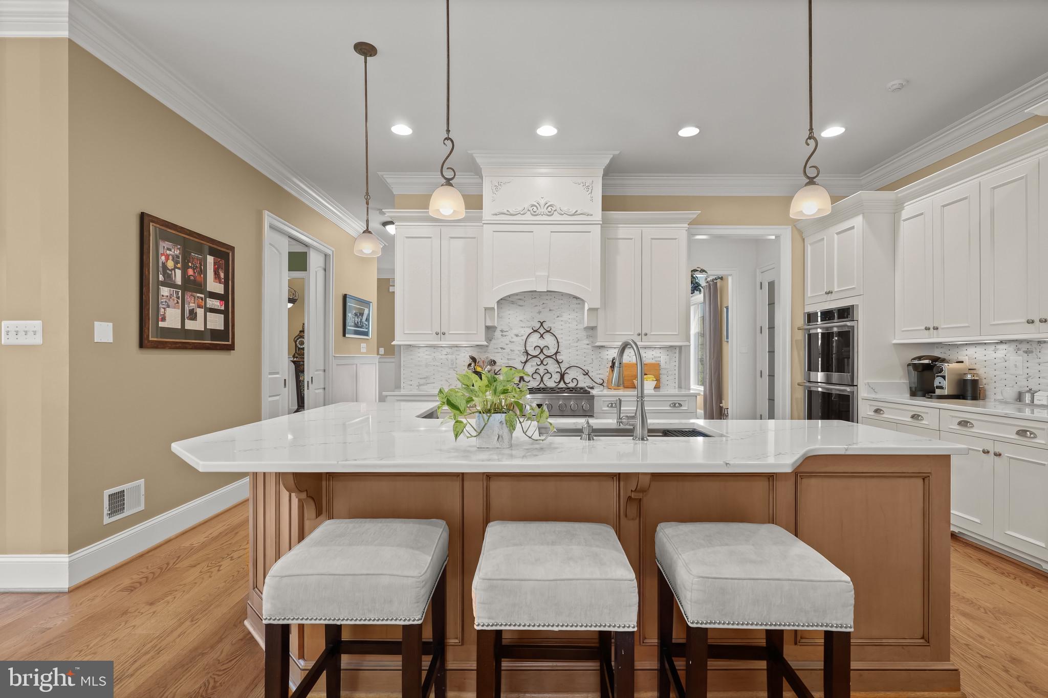 FOX MEADOW - Residential