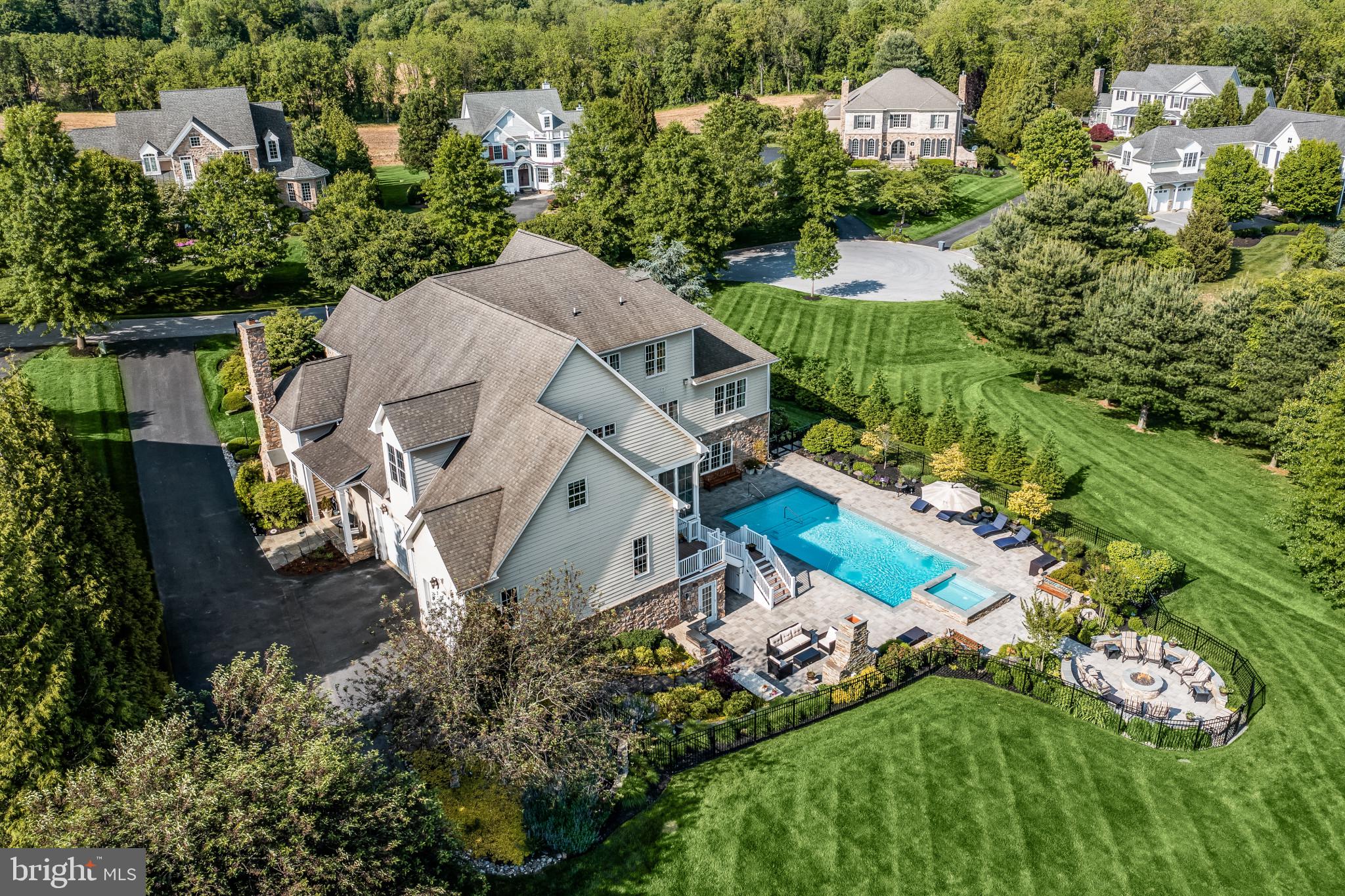 FOX MEADOW - Residential