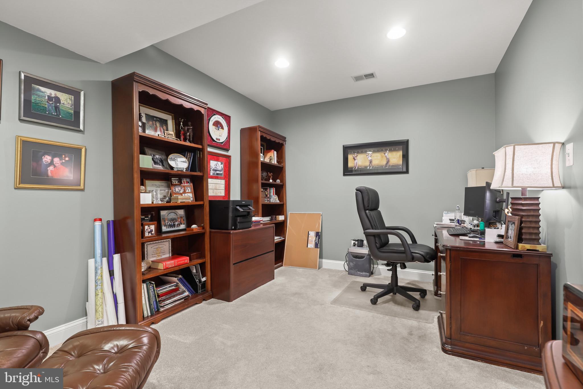 FOX MEADOW - Residential