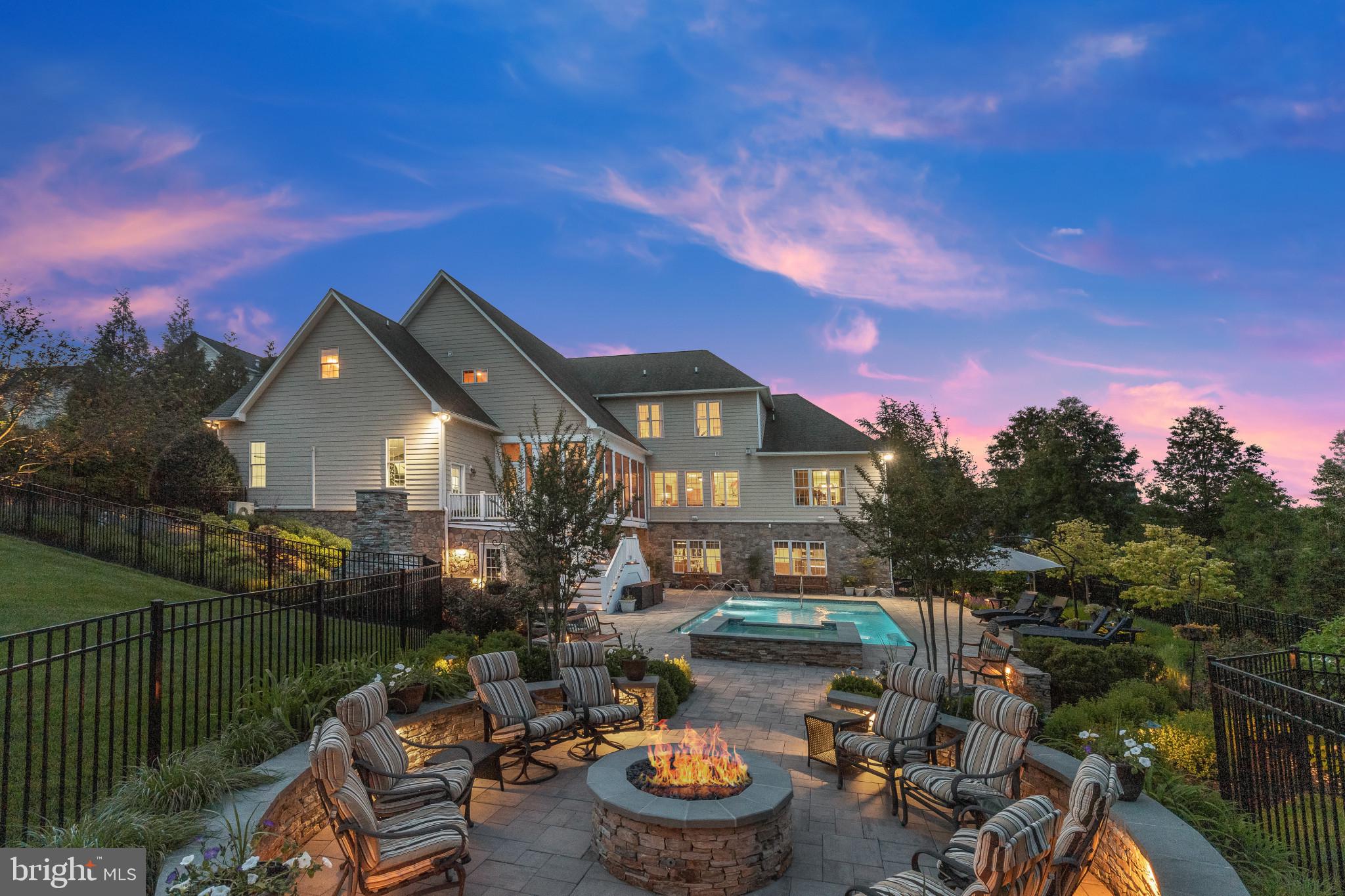 FOX MEADOW - Residential