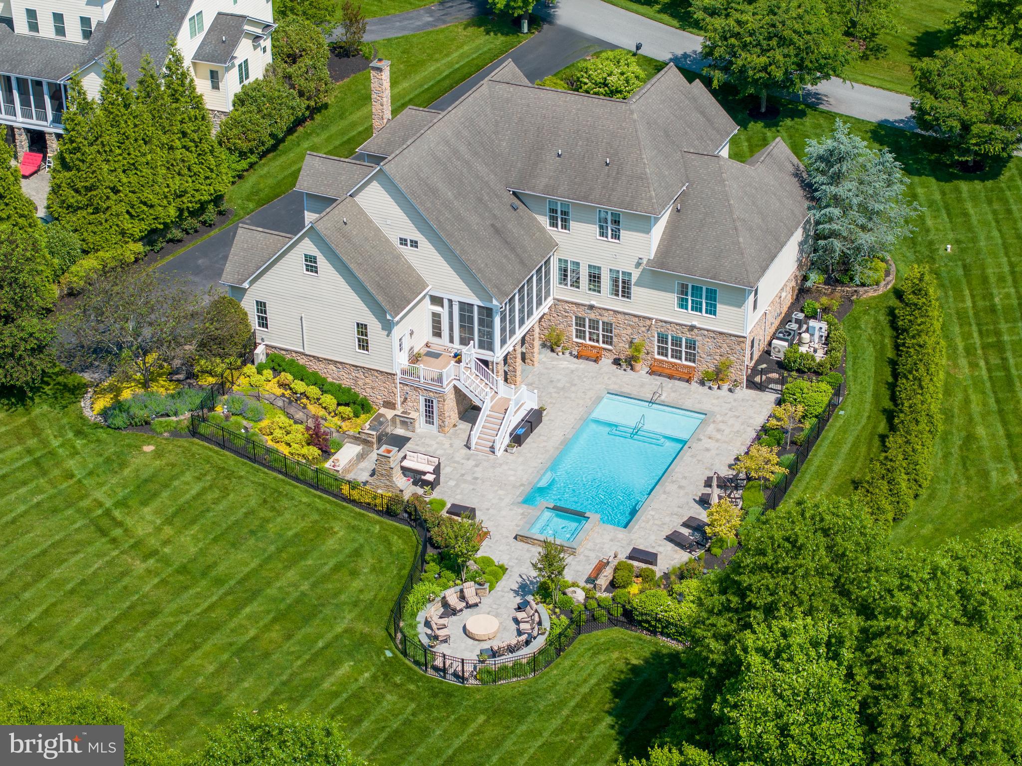 FOX MEADOW - Residential