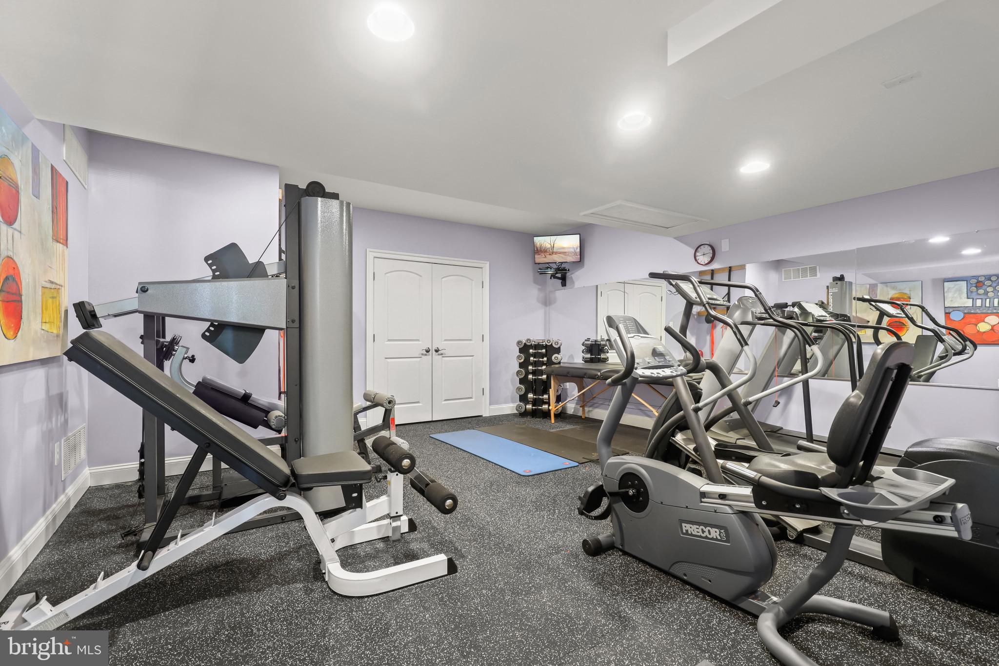 FOX MEADOW - Residential