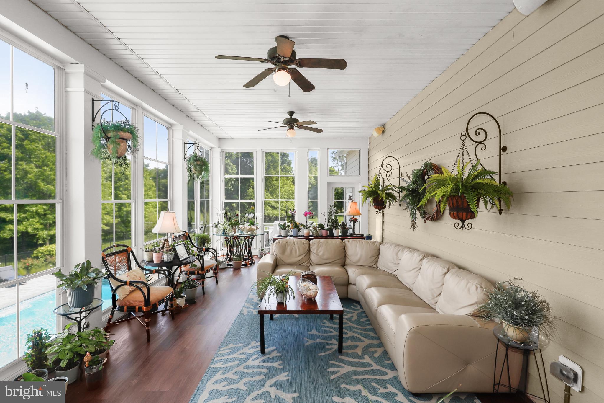 FOX MEADOW - Residential