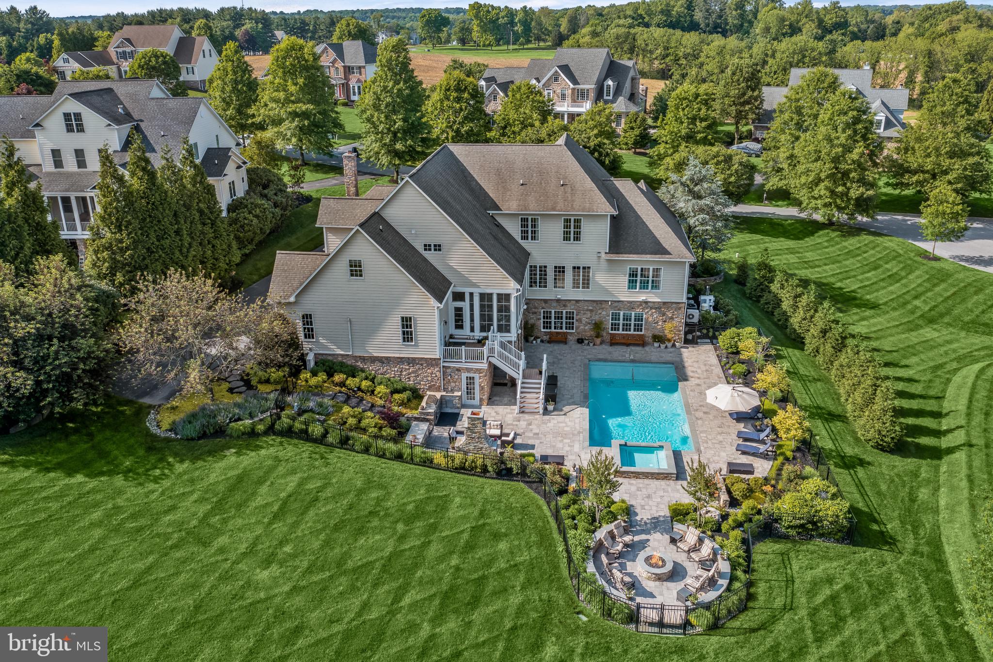 FOX MEADOW - Residential