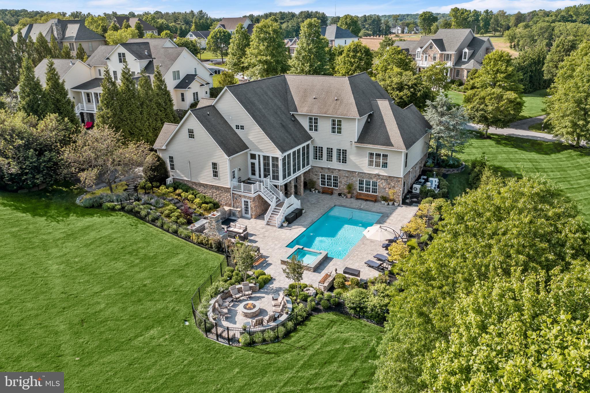 FOX MEADOW - Residential