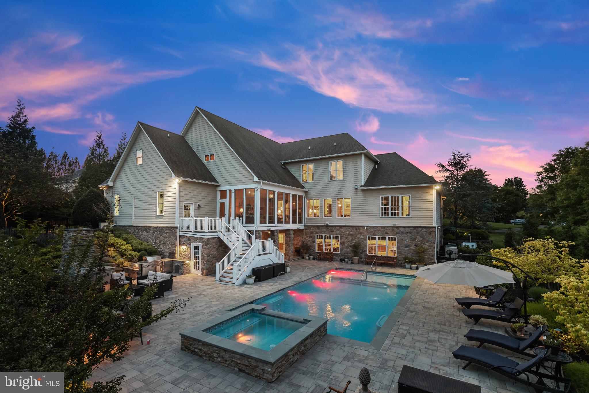 FOX MEADOW - Residential