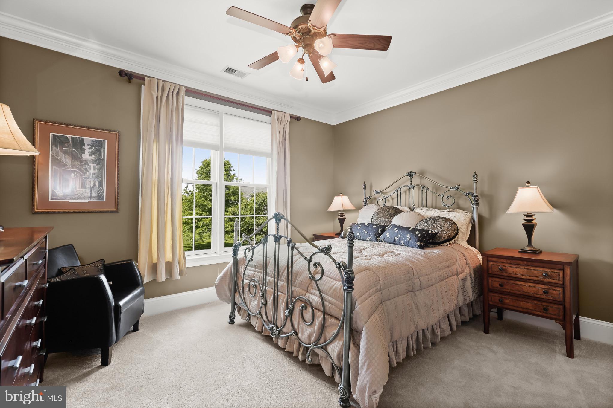 FOX MEADOW - Residential