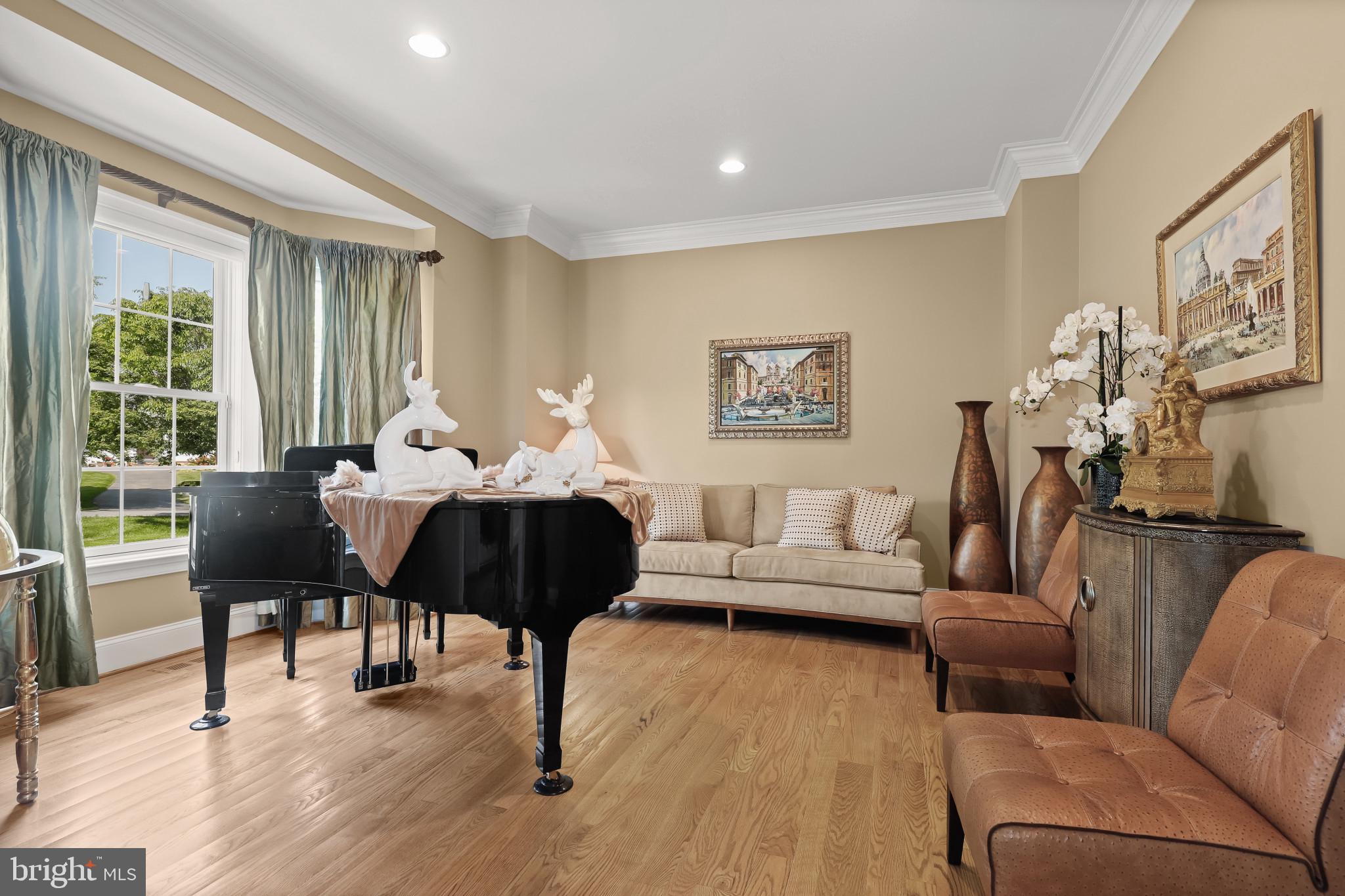 FOX MEADOW - Residential