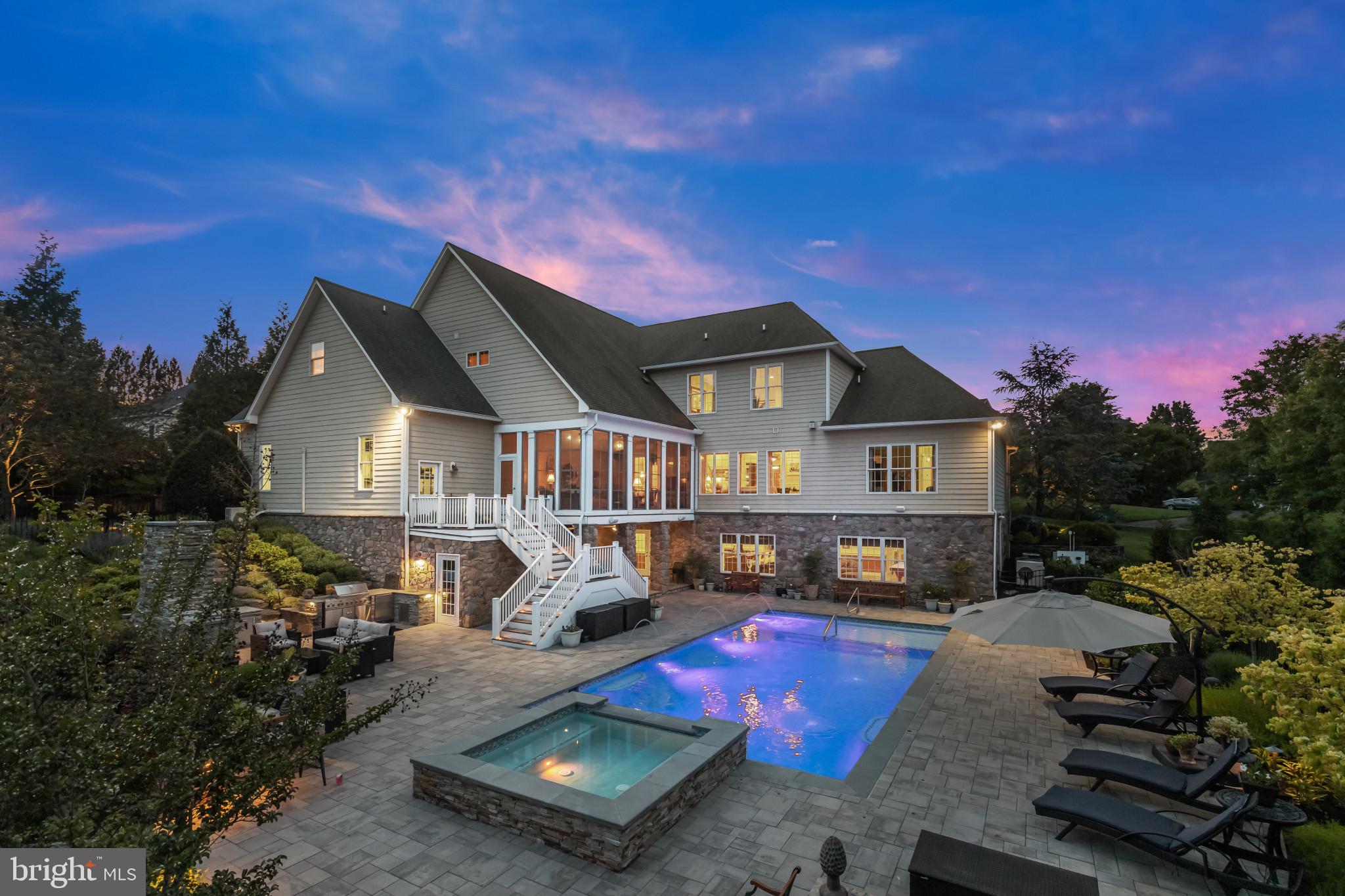 FOX MEADOW - Residential