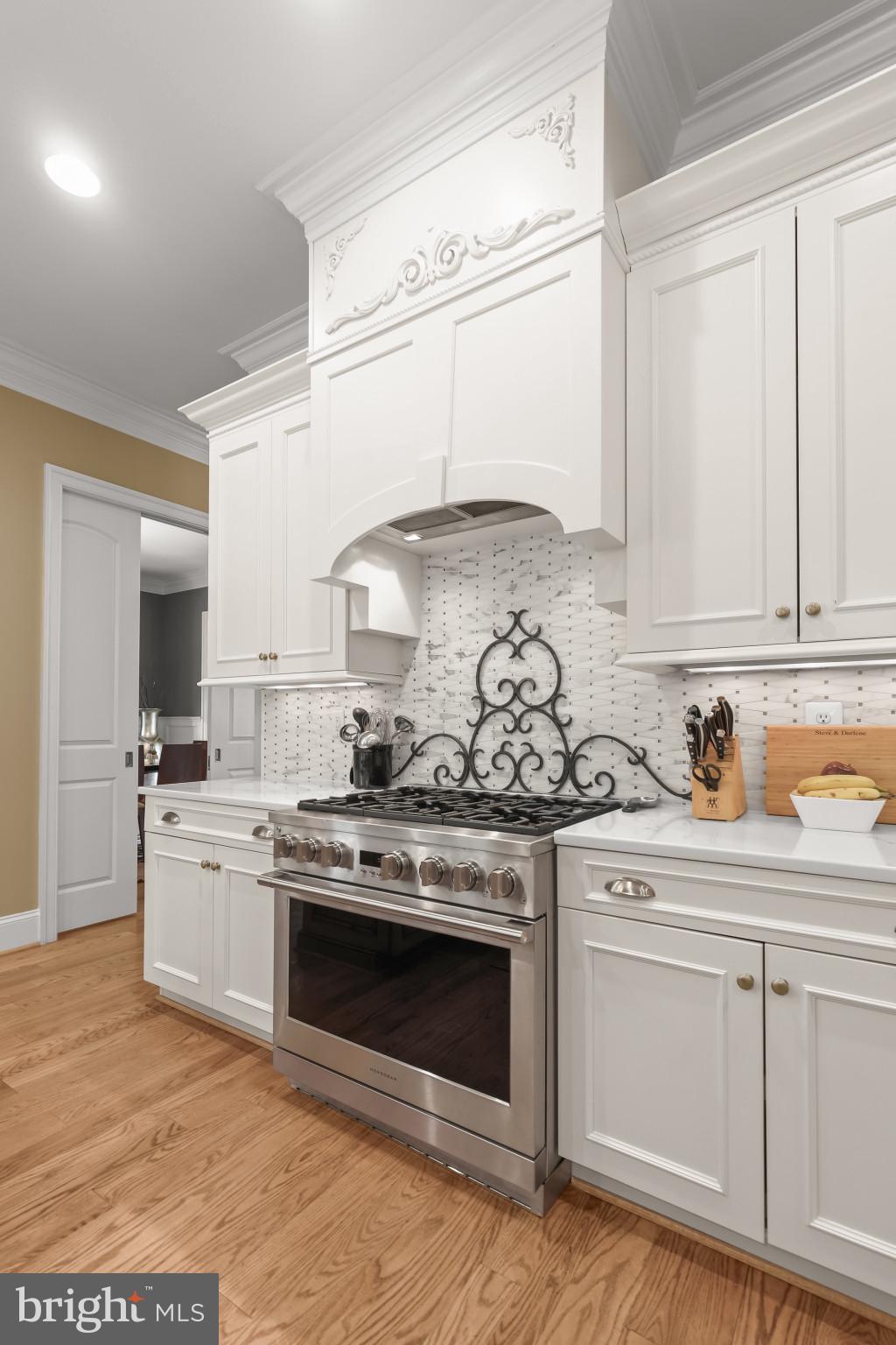 FOX MEADOW - Residential