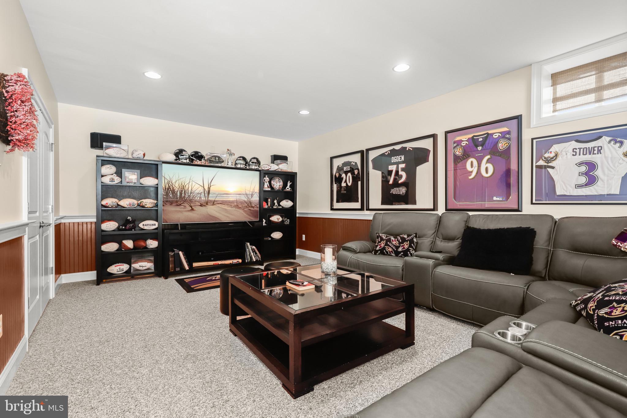 FOX MEADOW - Residential