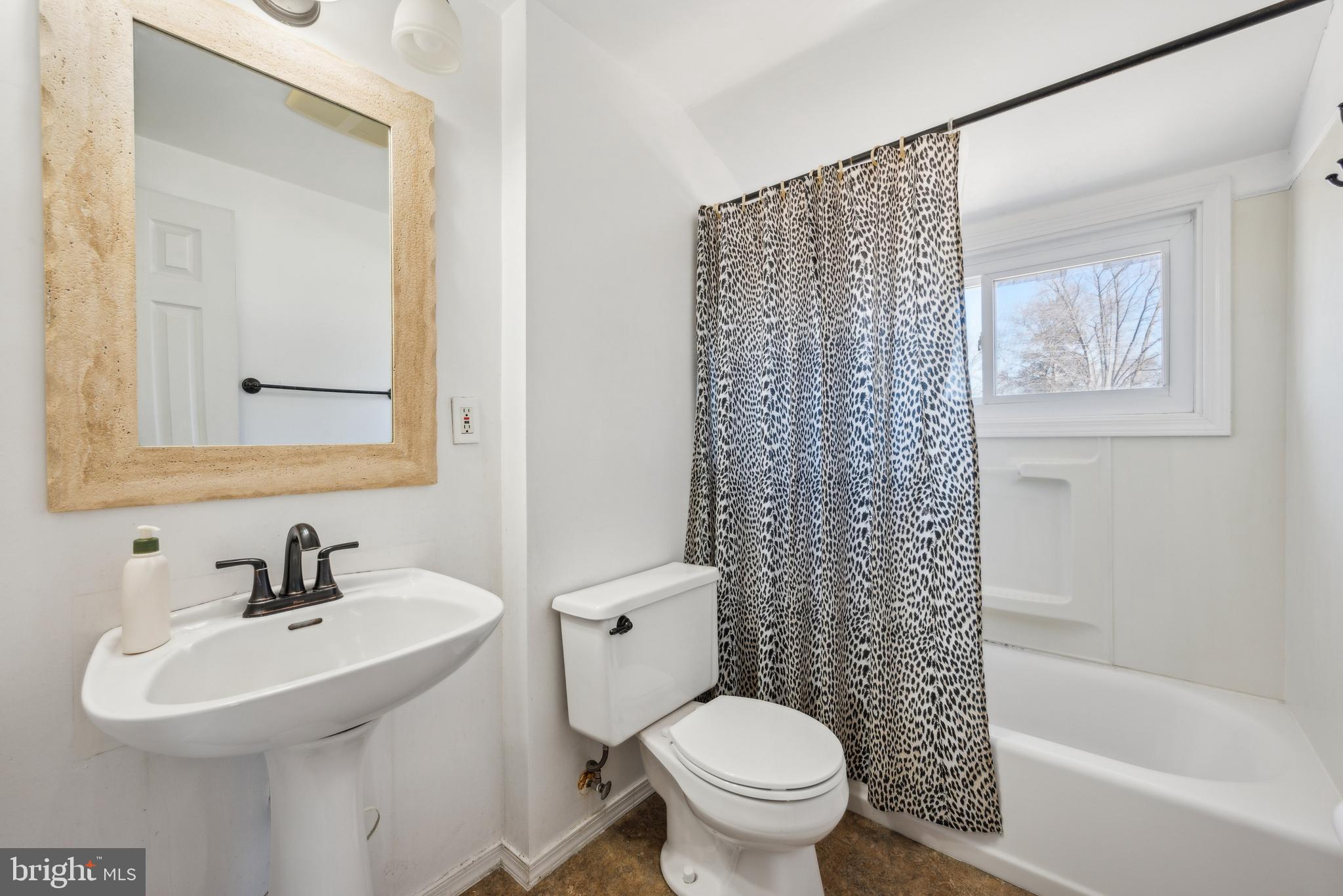 KENWOOD - Residential