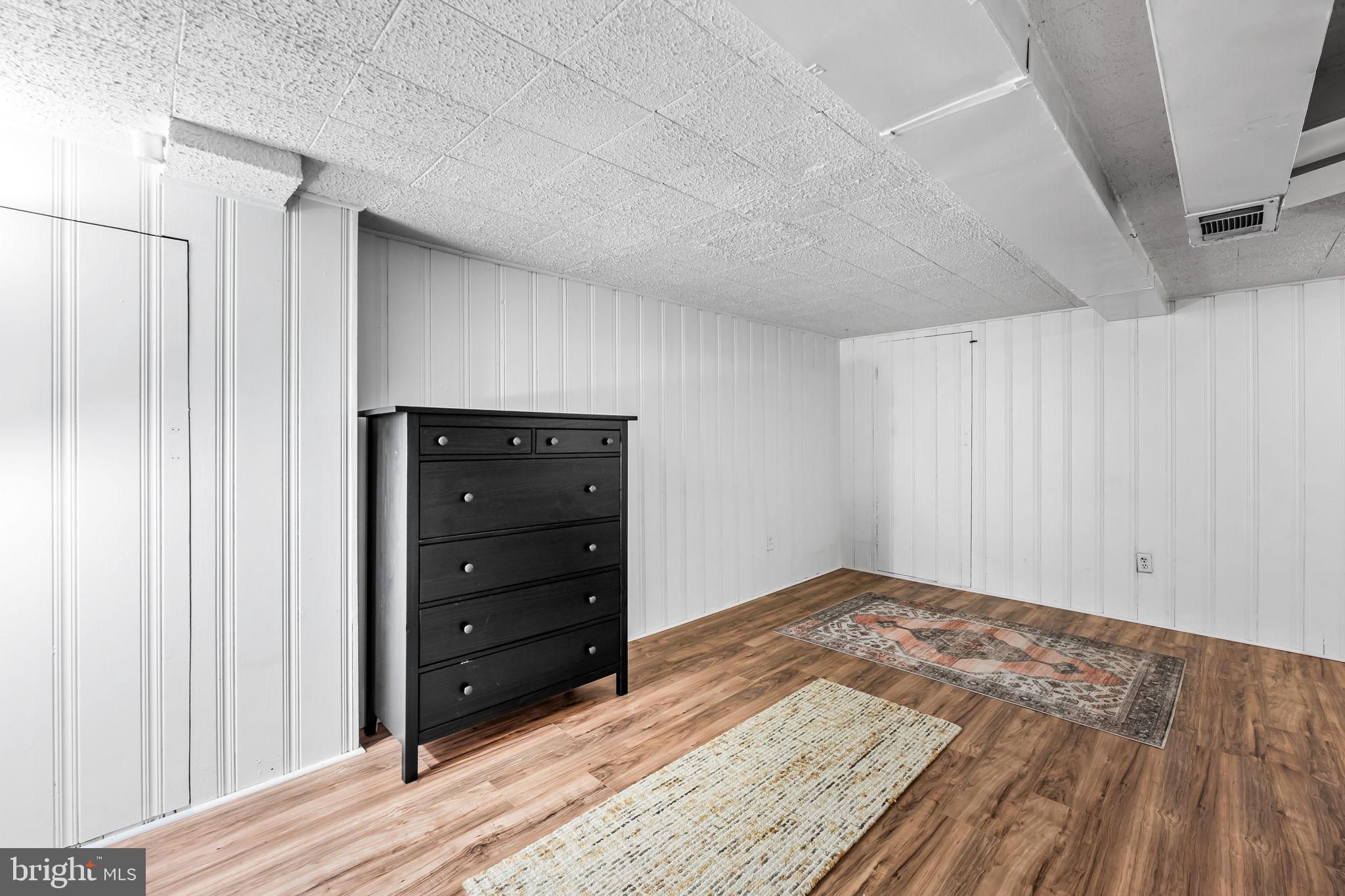 HAMPDEN HISTORIC DISTRICT - Residential