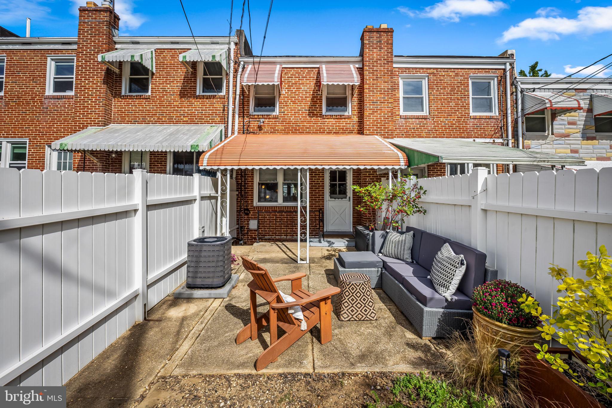 HAMPDEN HISTORIC DISTRICT - Residential