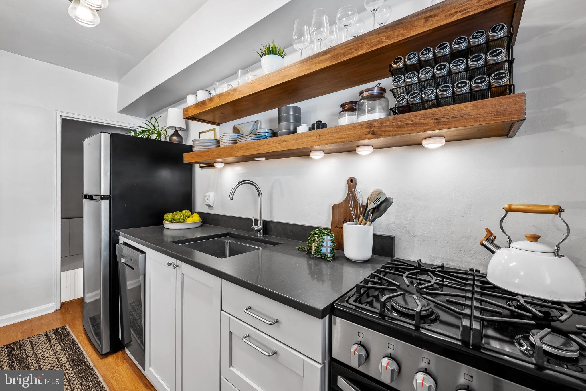 HAMPDEN HISTORIC DISTRICT - Residential