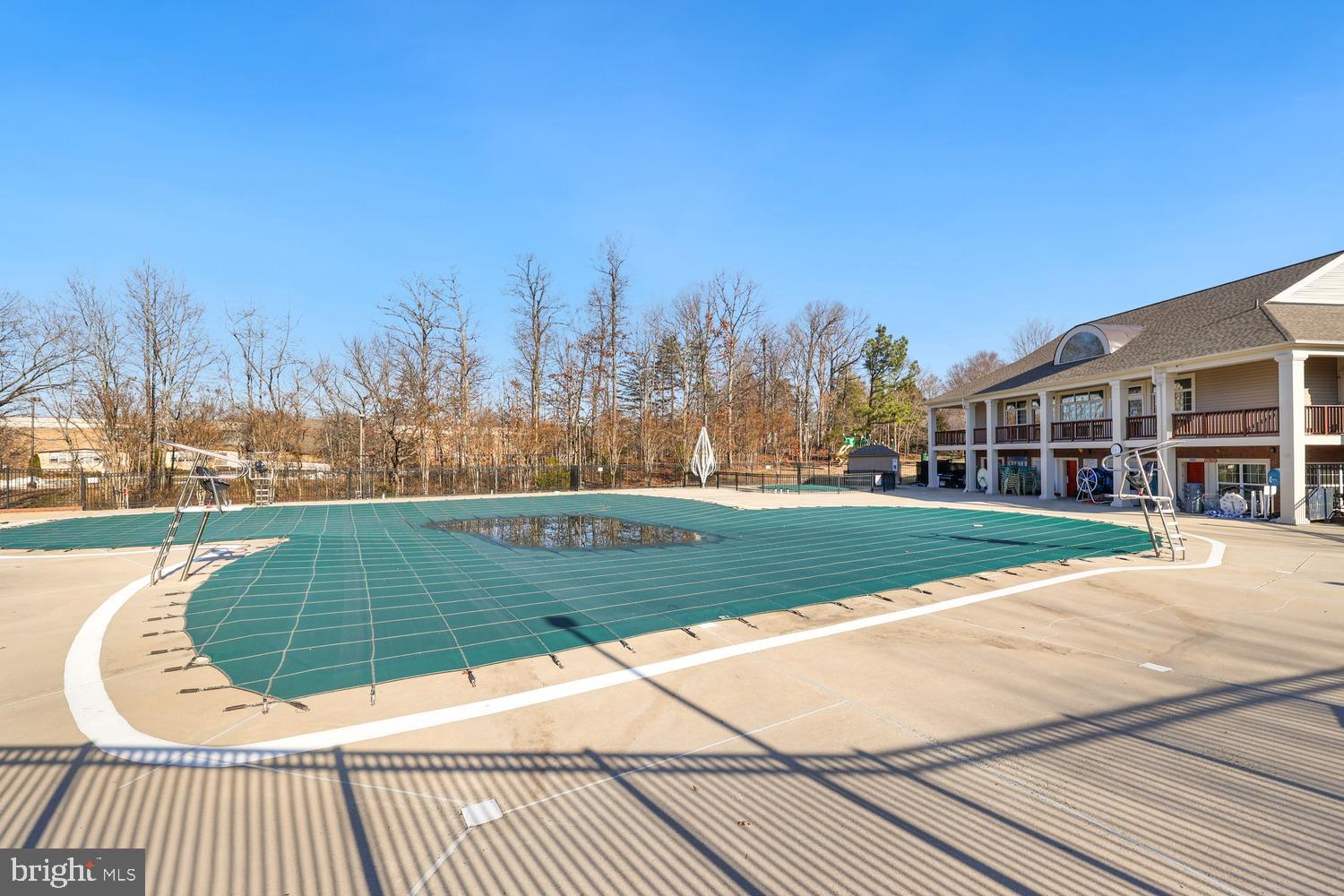 SUNSET RIDGE - Residential