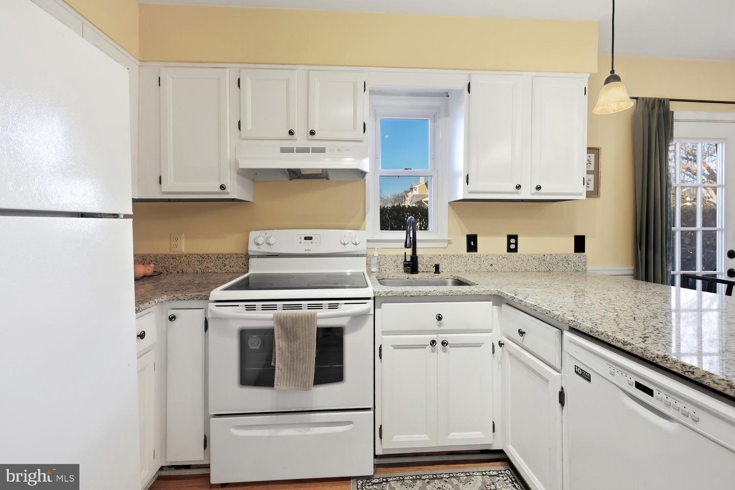 SUNSET RIDGE - Residential