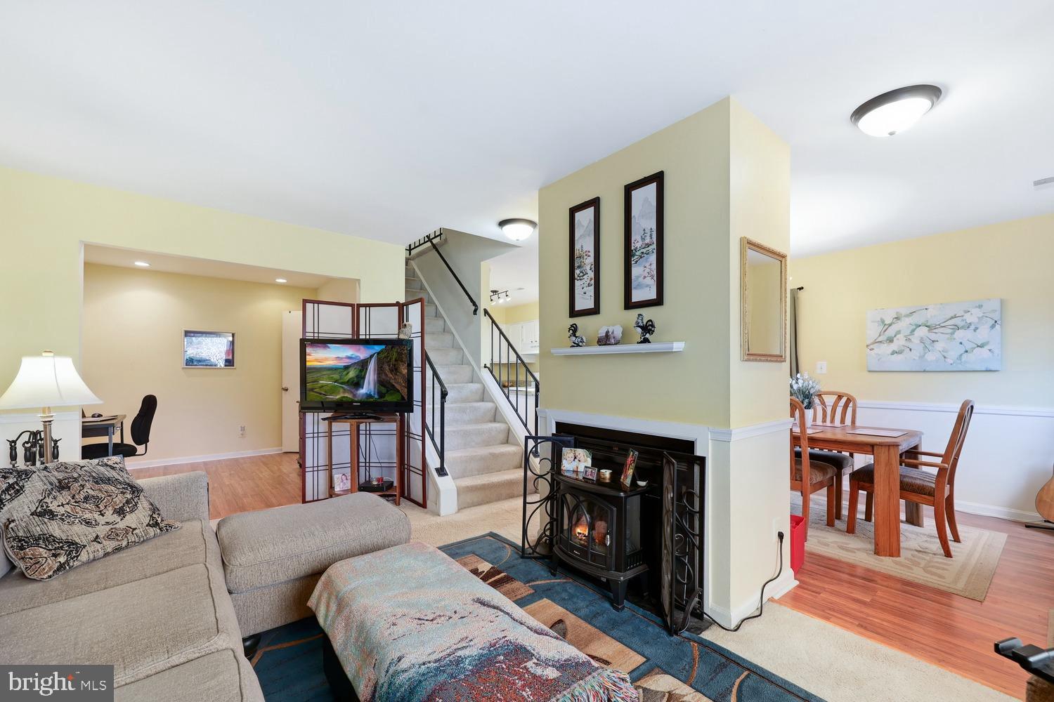 SUNSET RIDGE - Residential