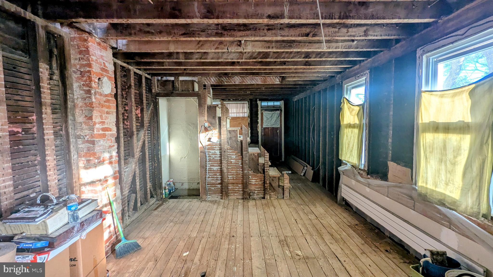 GARDEN VIEW - Residential