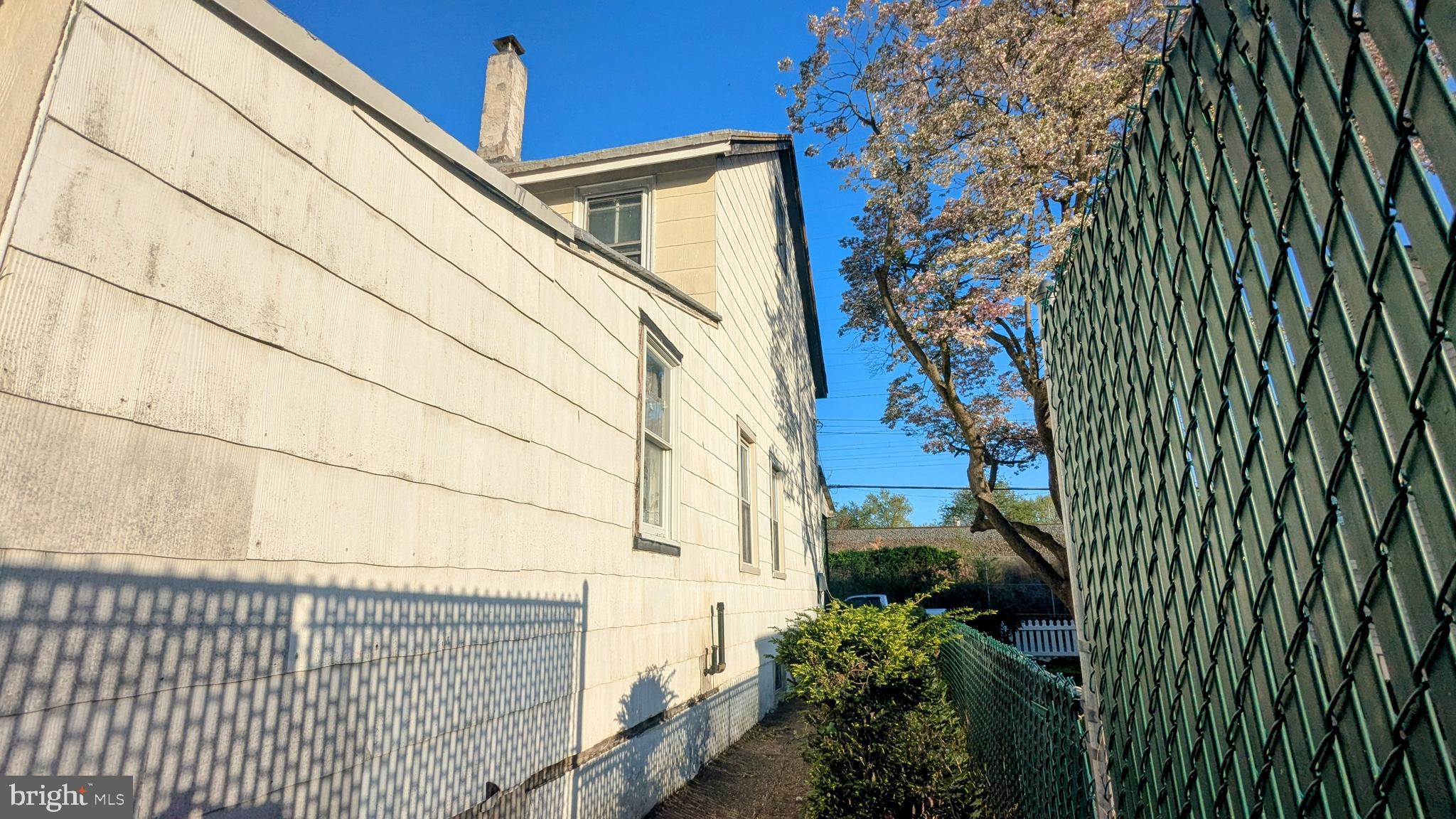 GARDEN VIEW - Residential