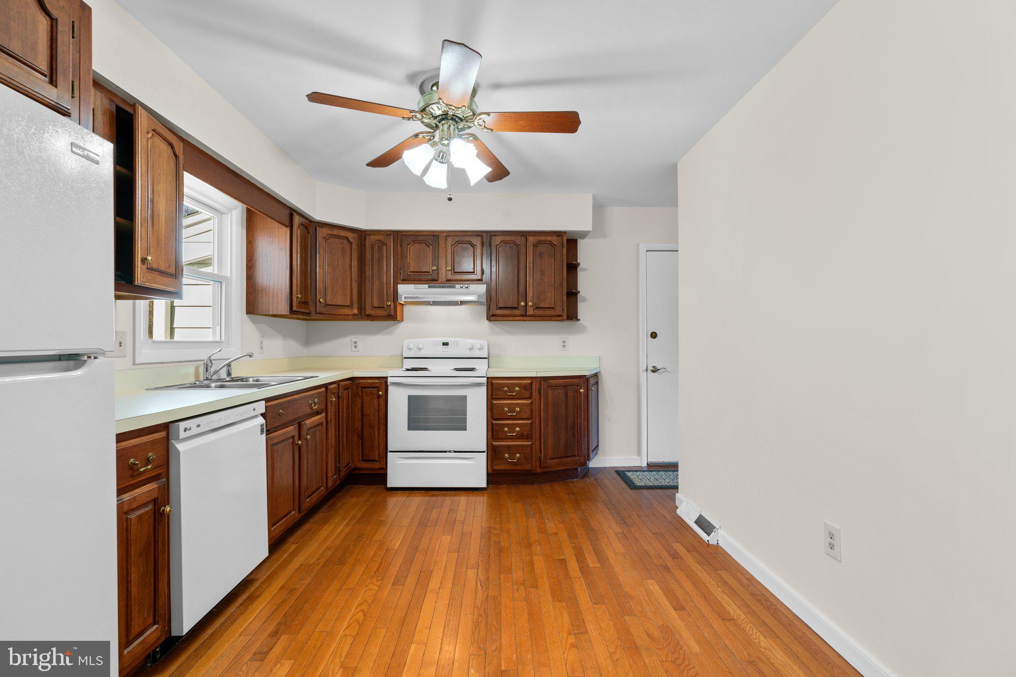 SOUTHDOWN ESTATES - Residential