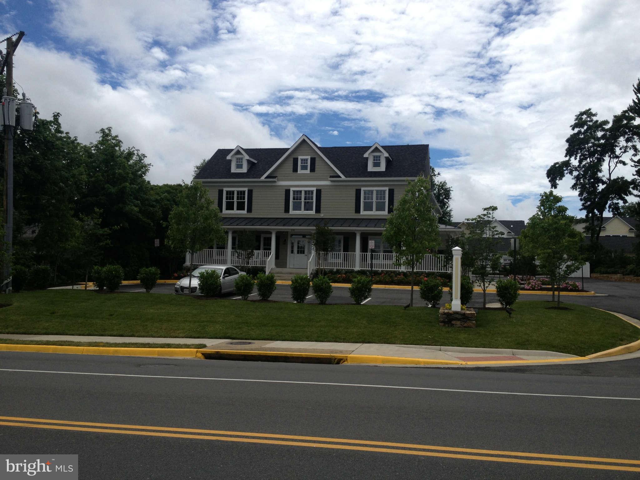 PURCELLVILLE - Commercial Lease